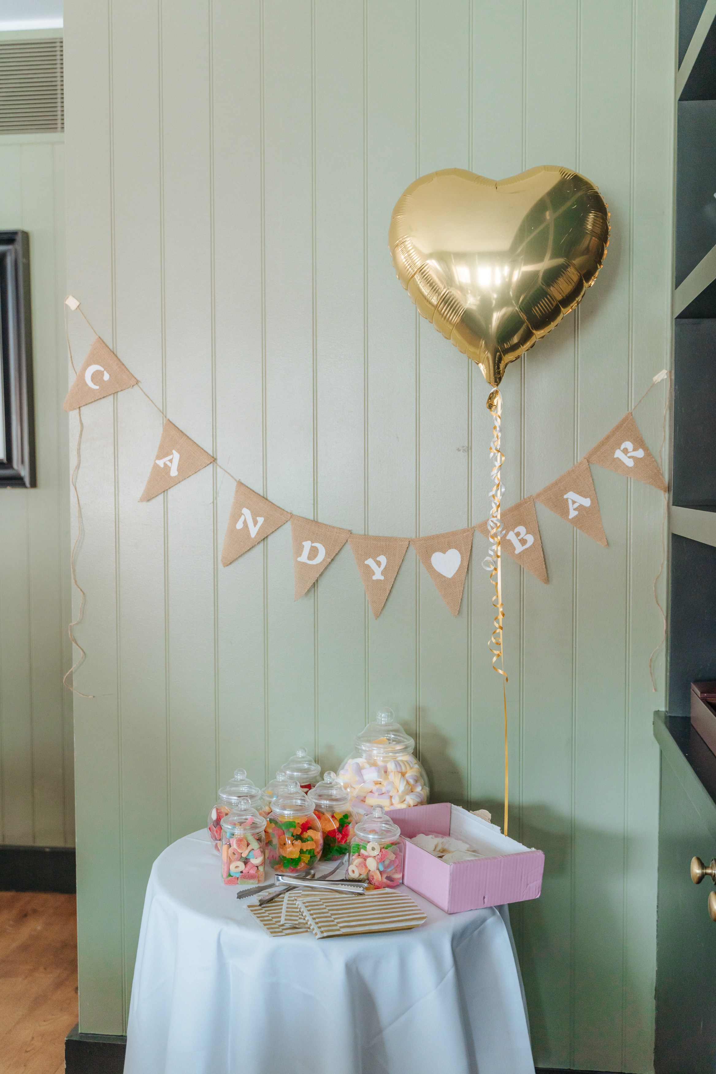 Civil ceremony at Chelsea Old Town Hall,  Wedding in Chelsea, Wedding in London,  wedding photographer in Chelsea, wedding photographer in London