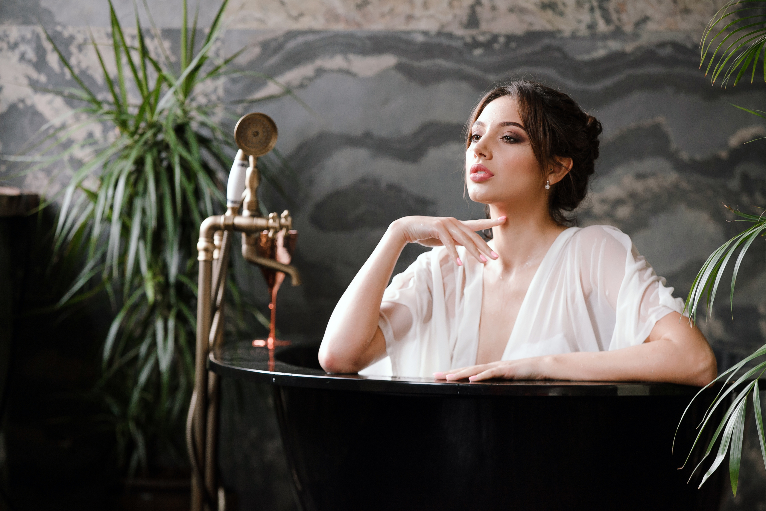 Flower Bath Morning & Sea Wedding Photowalk. Iurkovski PHOTOGRAPHY in Europe. Luxury destination weddings and events