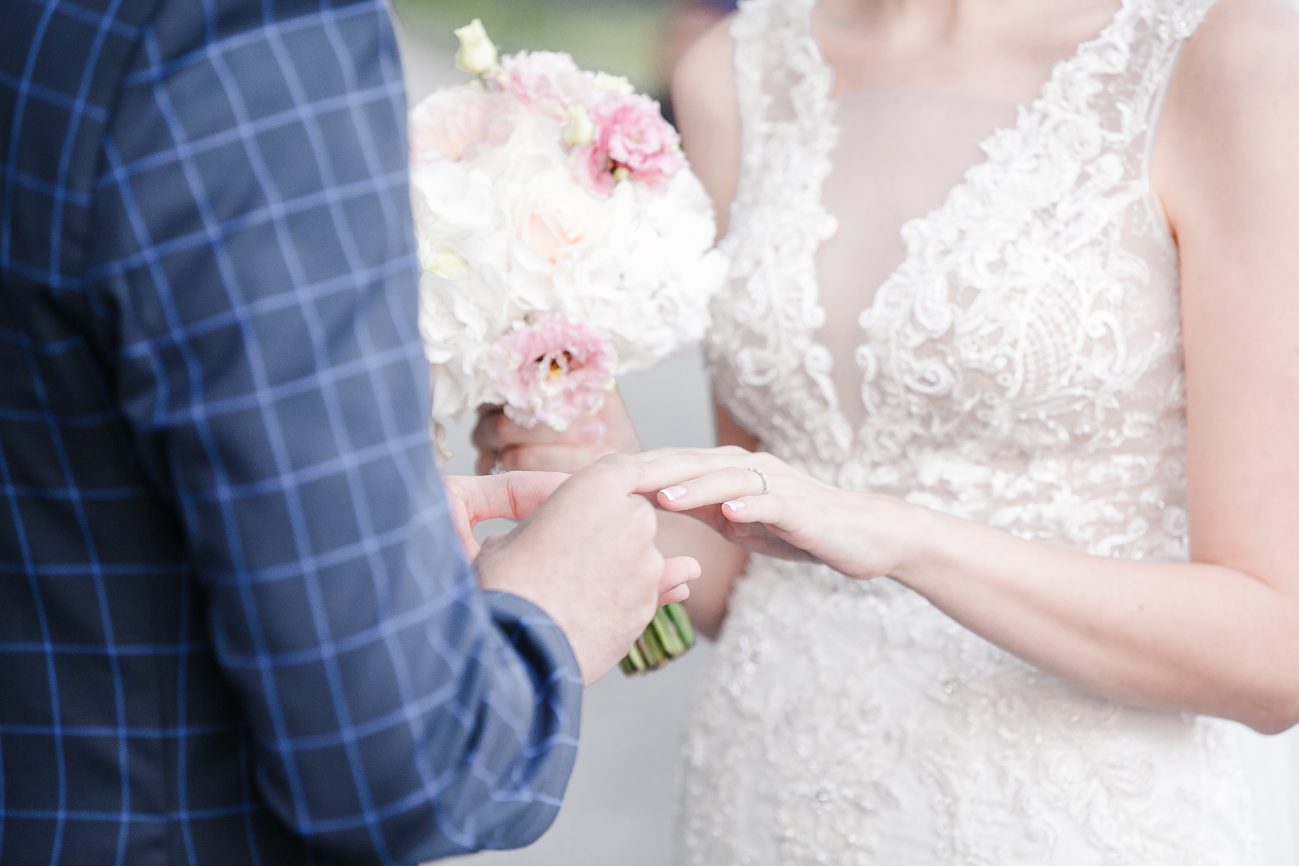 Wedding Italy Como lake. Iurkovski PHOTOGRAPHY in Europe. Luxury destination weddings and events