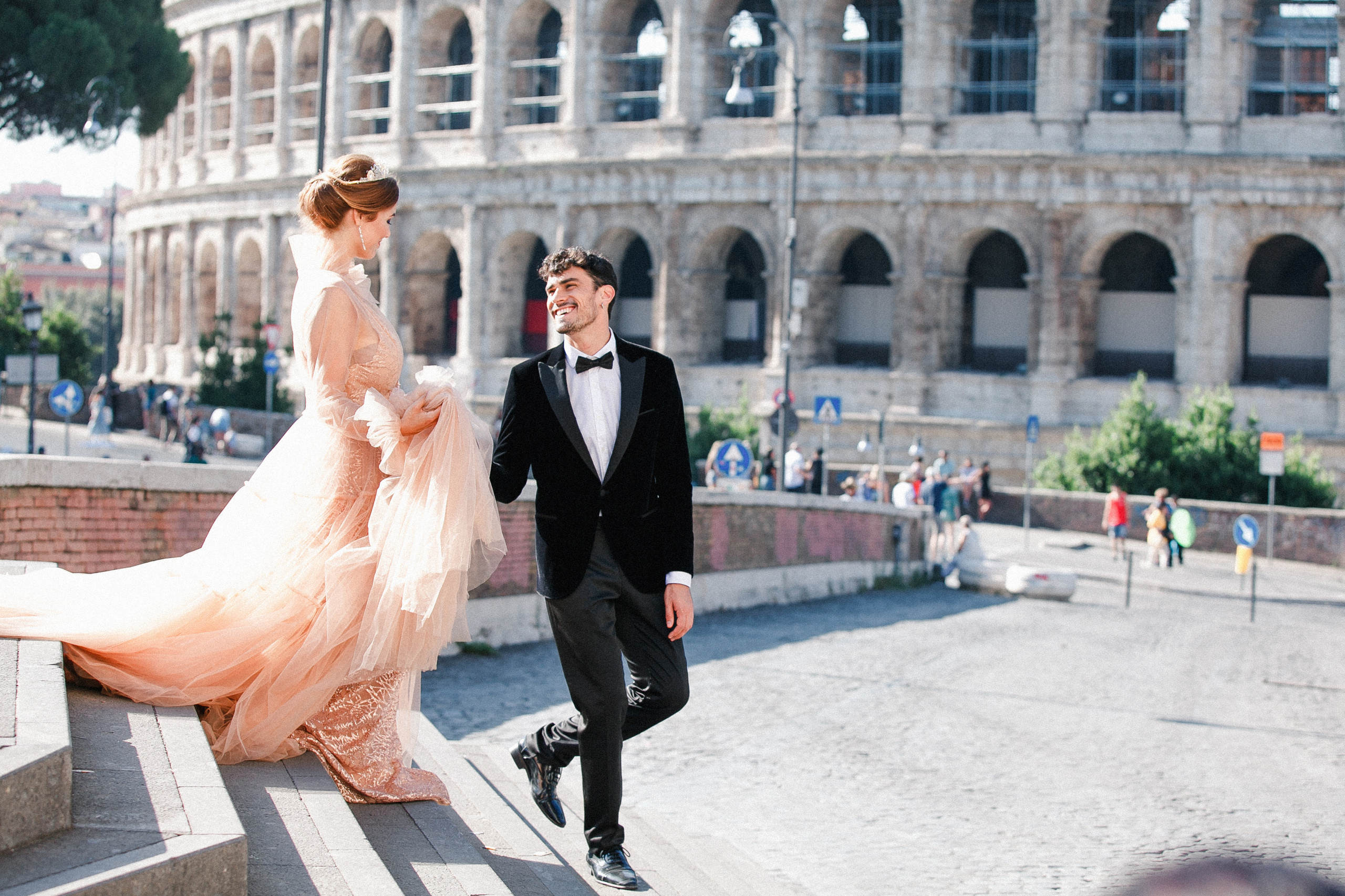 Rome Piazza Venezia & Coliseum Love Story. Iurkovski PHOTOGRAPHY in Europe. Luxury destination weddings and events