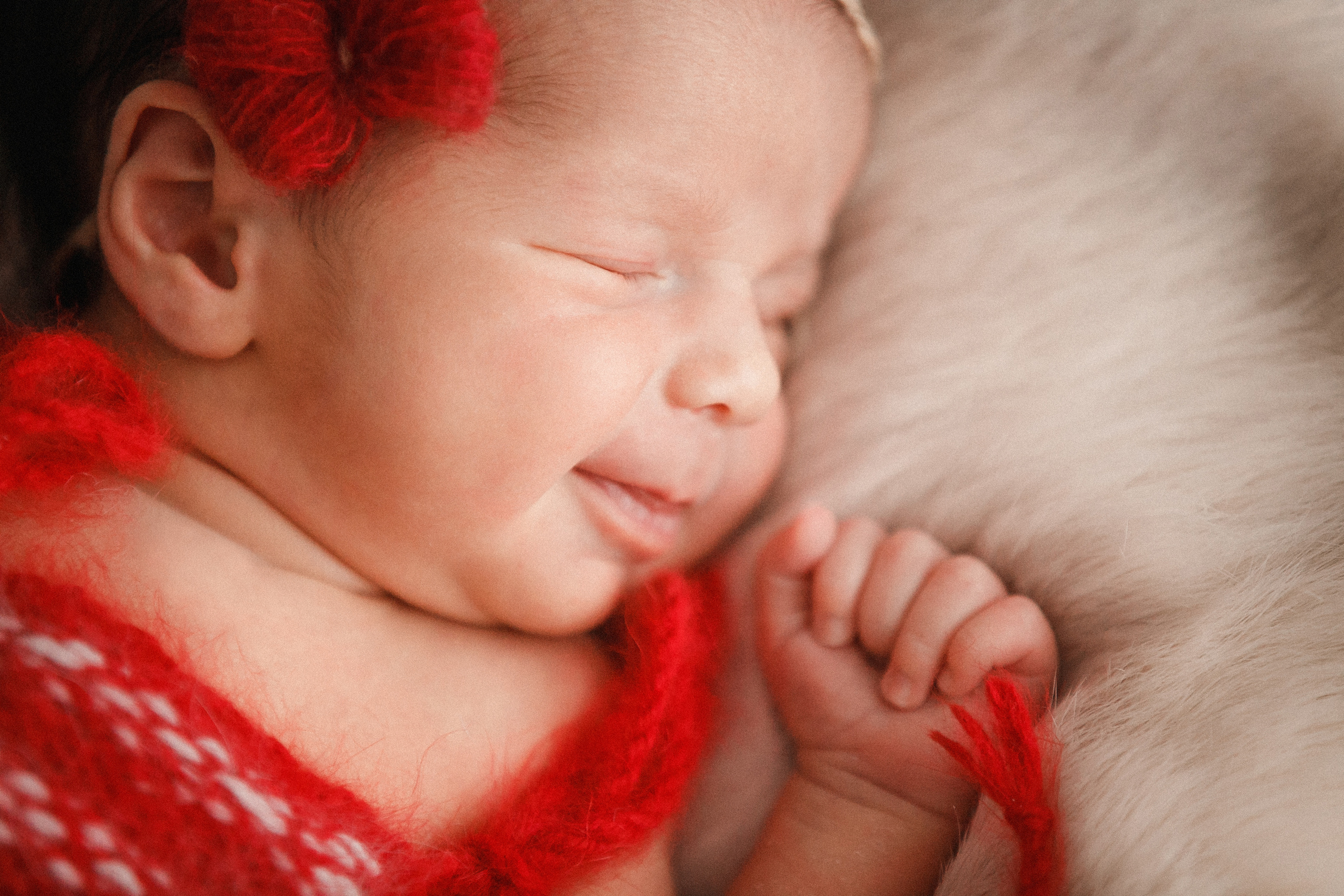 Newborn and Kids. Iurkovski PHOTOGRAPHY in Europe. Luxury destination weddings and events