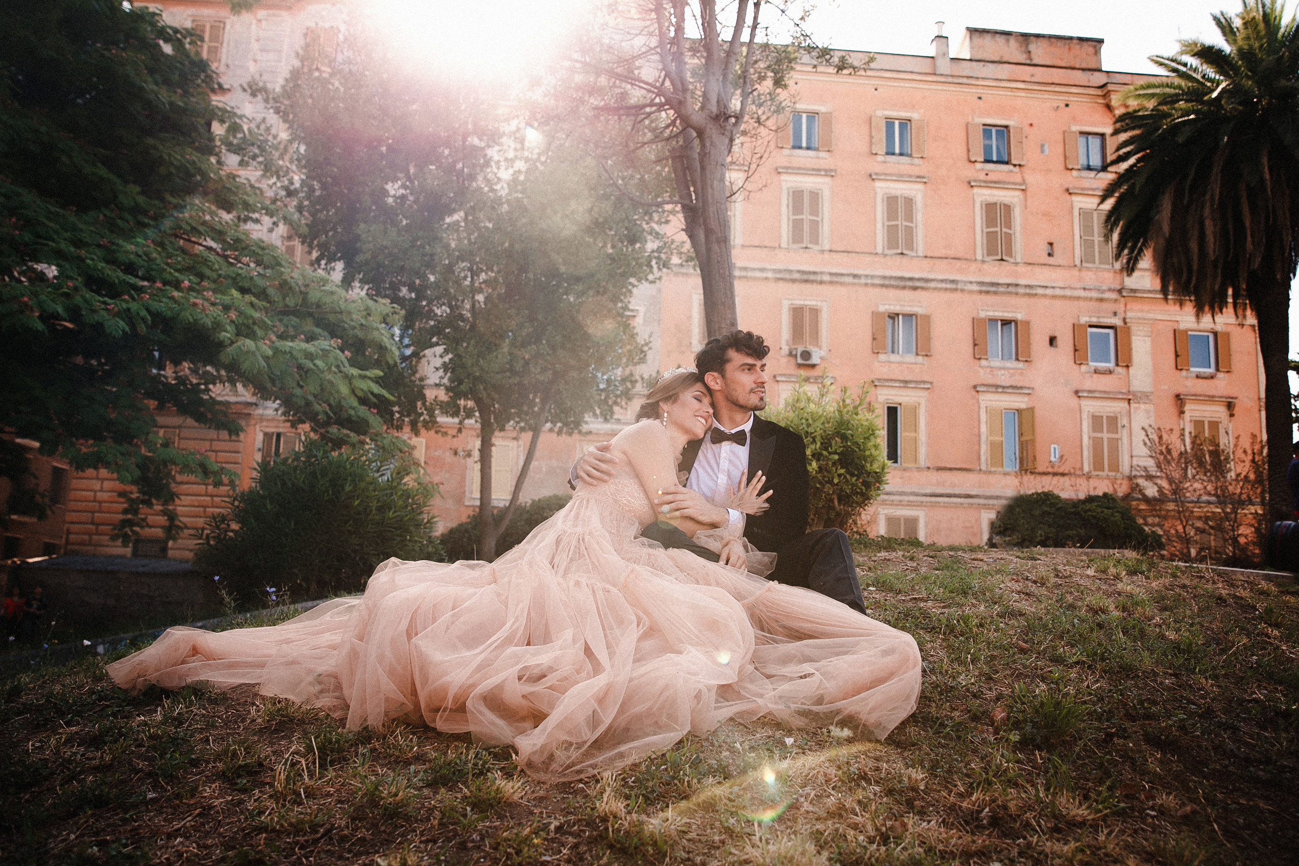 Rome Piazza Venezia & Coliseum Love Story. Iurkovski PHOTOGRAPHY in Europe. Luxury destination weddings and events