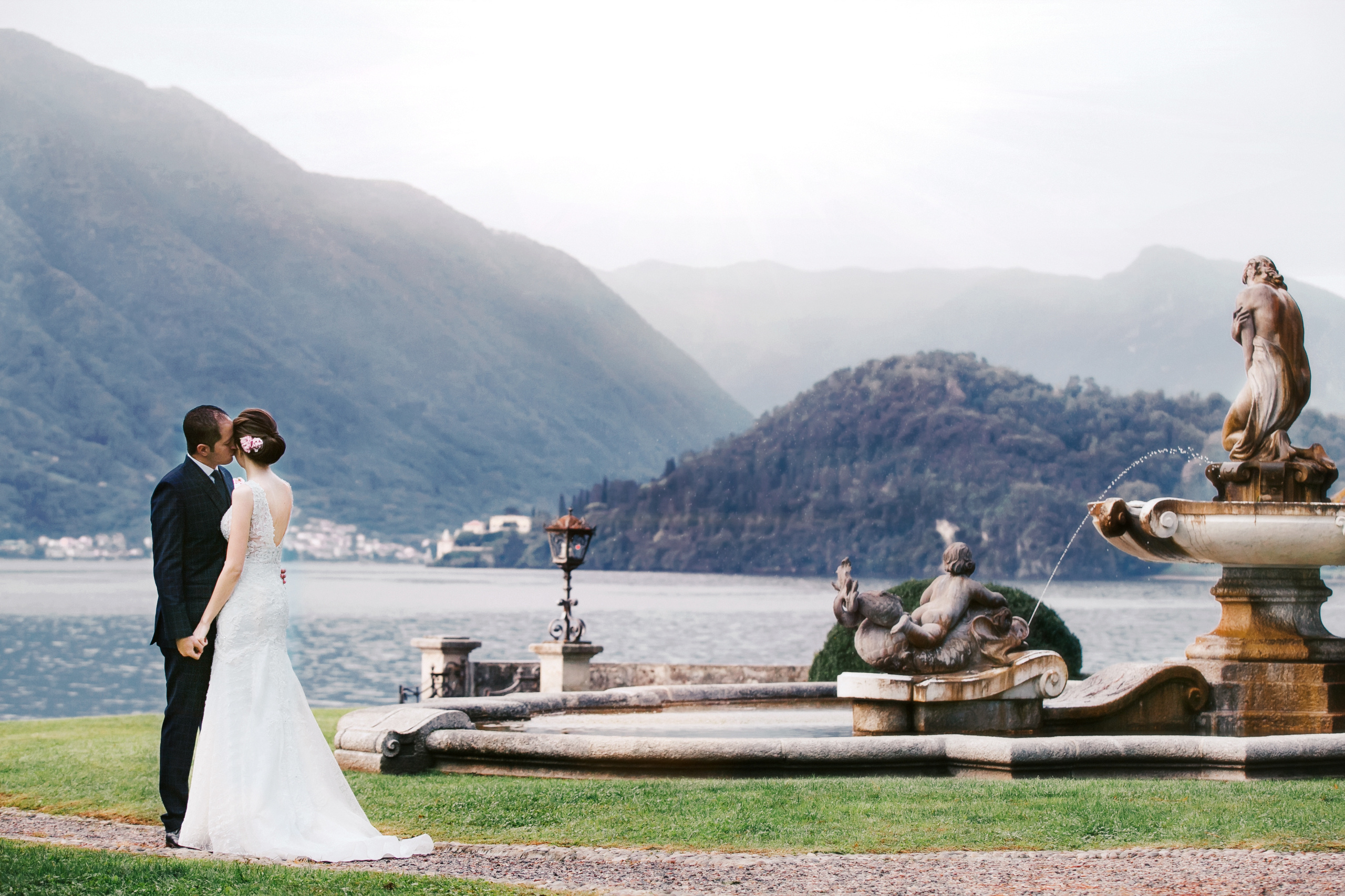Wedding Italy Como lake. Iurkovski PHOTOGRAPHY in Europe. Luxury destination weddings and events