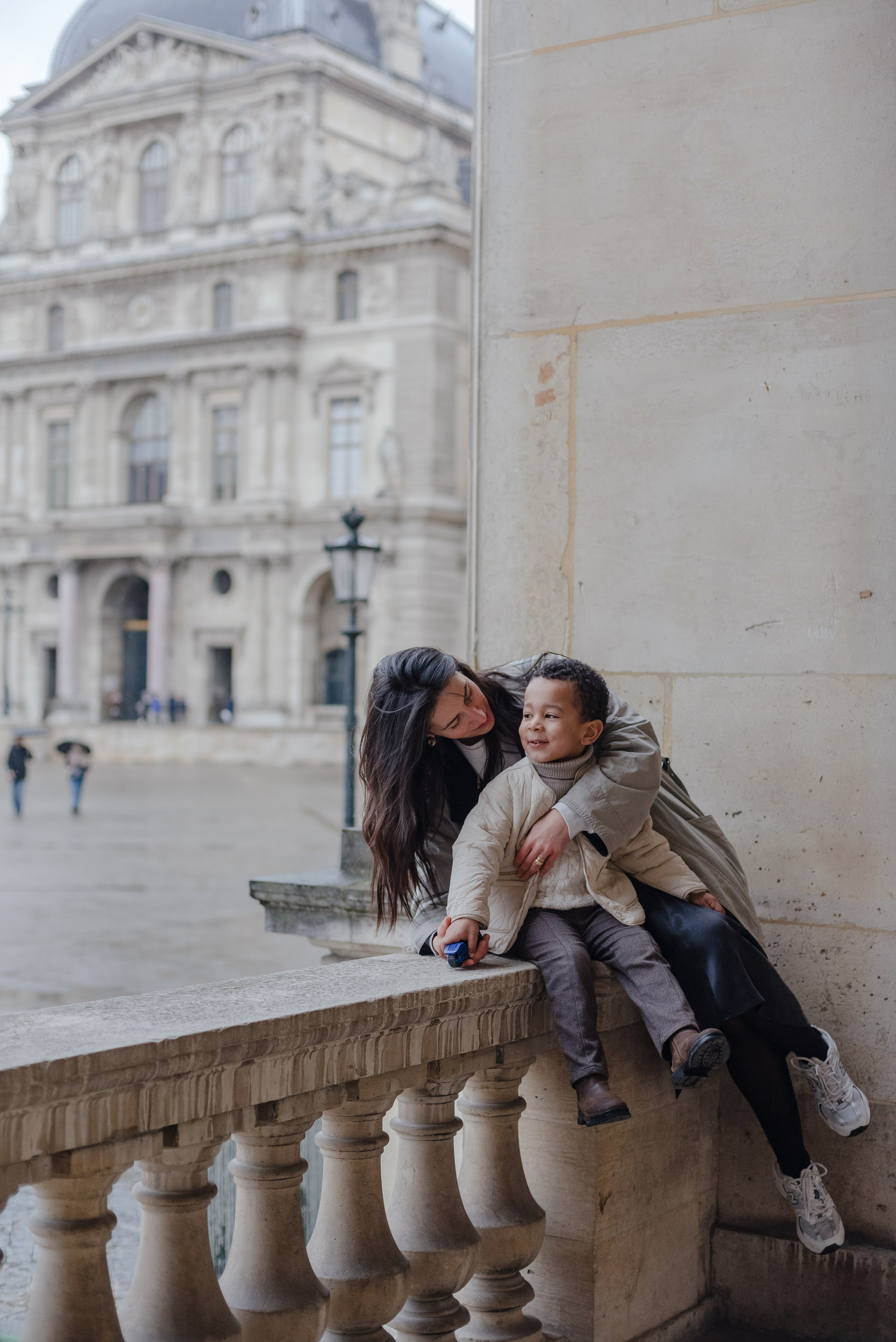 Mother and son session. Timeless Paris moment. Ksenia Marchand/ Lifestyle photographer in Paris