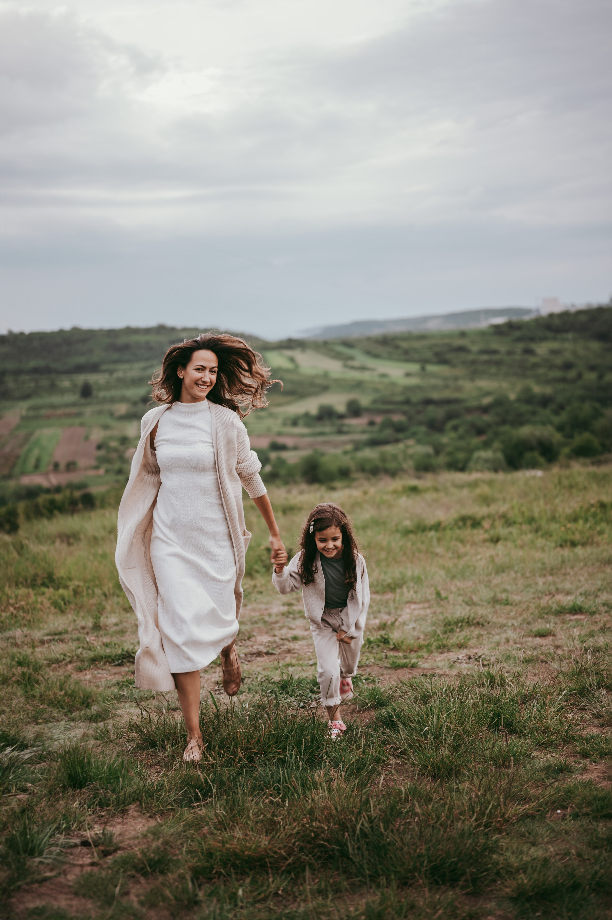 Bojana i Srna / mammy and me photosession. Deciji i porodicni fotograf u Beogradu Oksana Skendzic