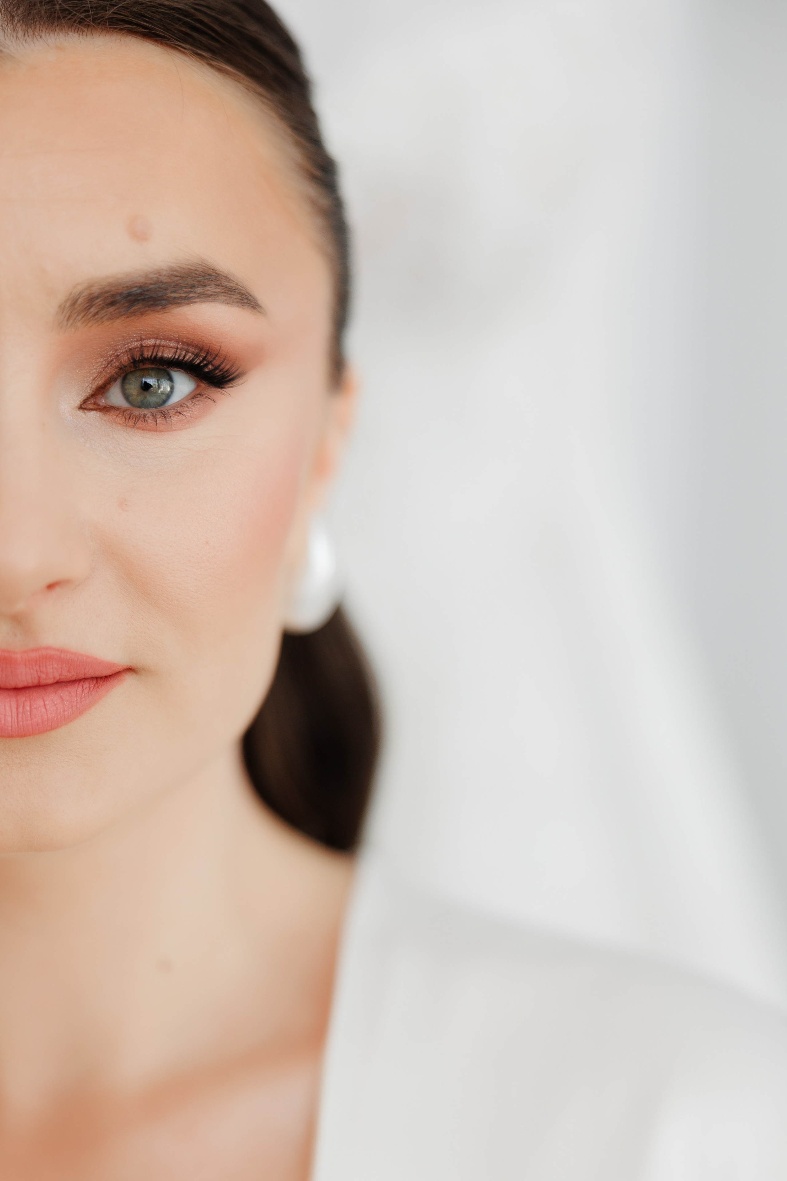 LOU Studio - Vasile & Maria. Servicii foto-video!