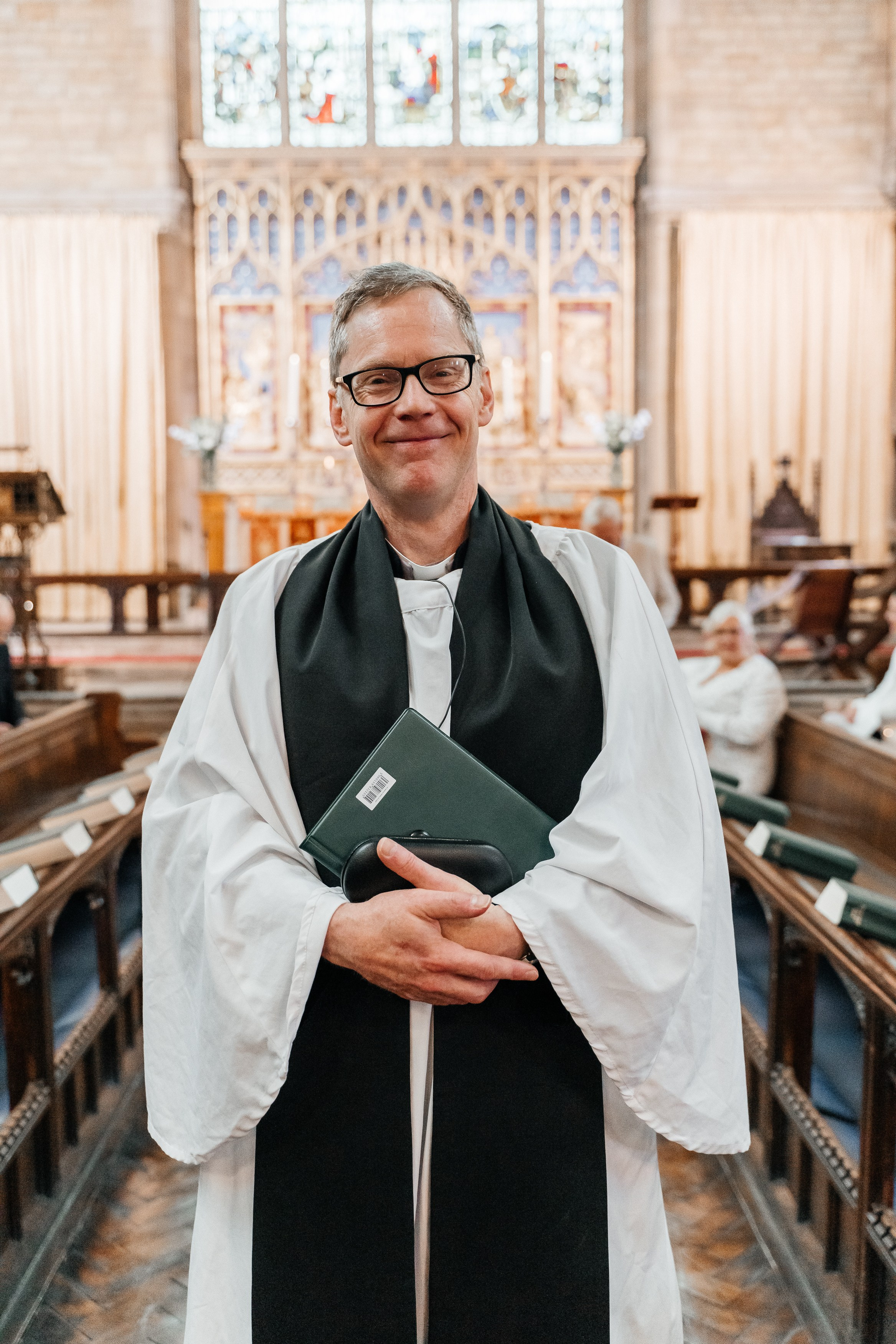 Wedding ceremony at The Lower chapel in Eton, Wedding in Eton, wedding photographer in Eton, wedding photographer in Eton