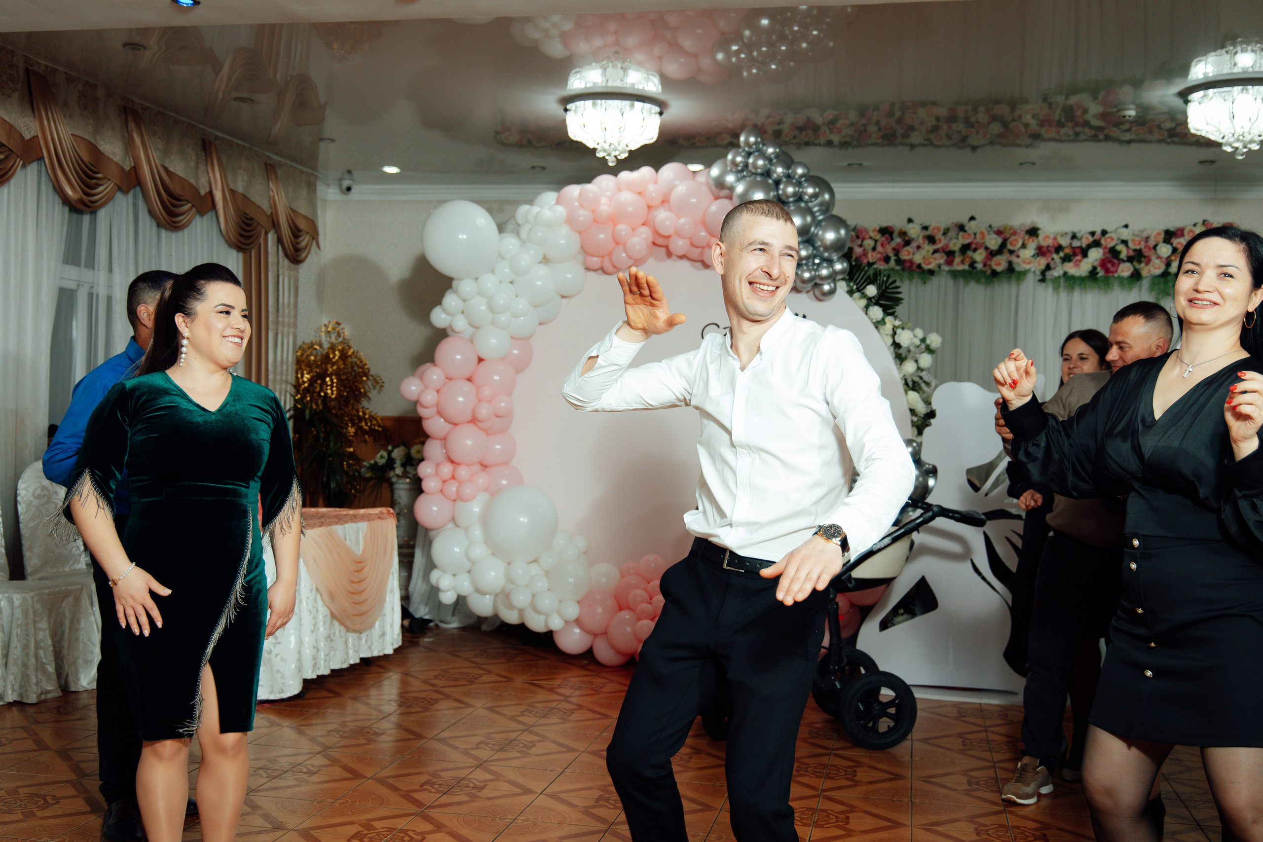 Cumetrie. Свадебный Фотограф, Детский и семейый Фотограф Молдова