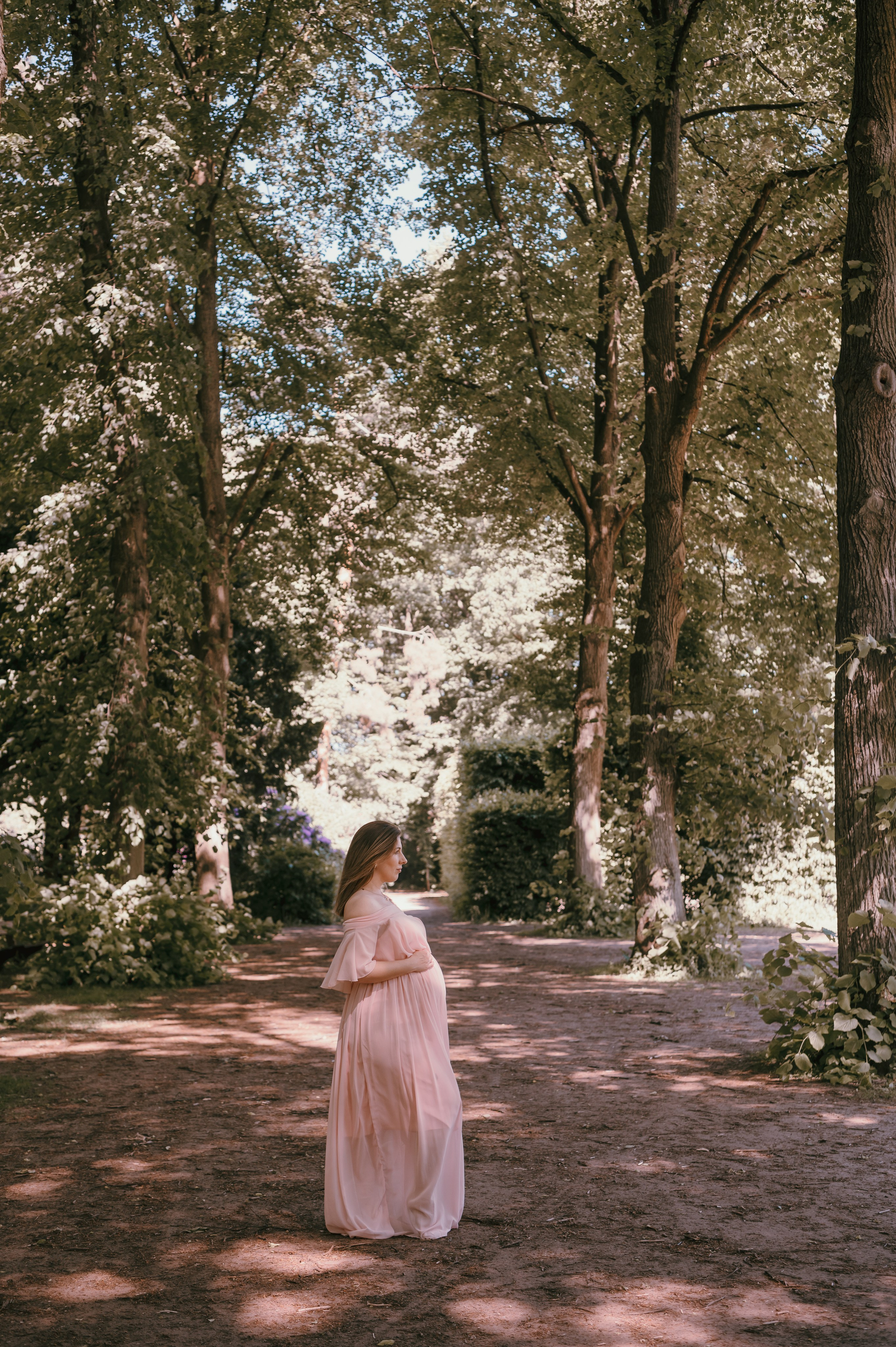 Hayley. Maternity Newborn and Family photographer Hamburg Claire Hambley