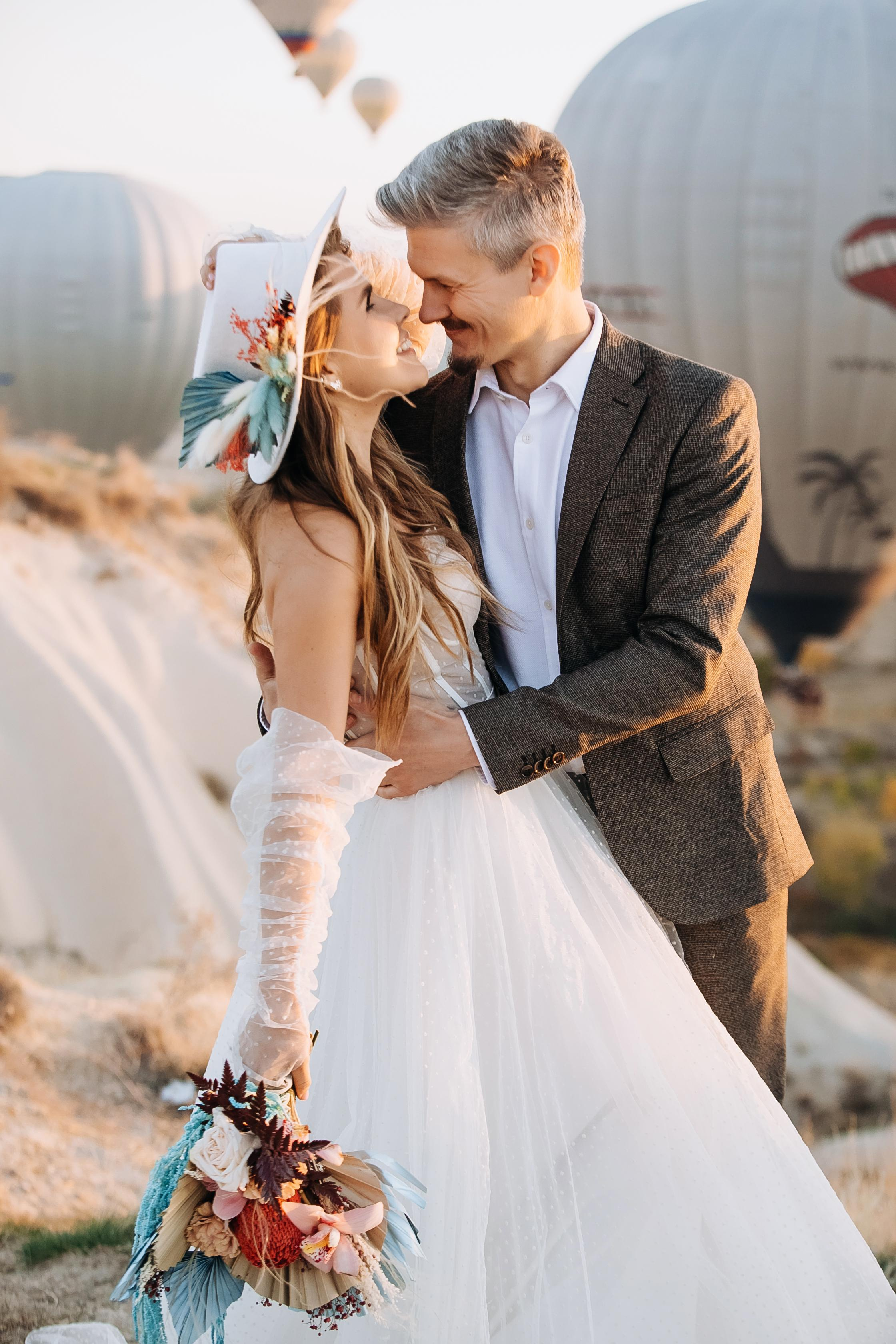 Aleksandr & Natalia — Cappadocia 10 Year Wedding Anniversary. Iurkovski PHOTOGRAPHY in Europe. Luxury destination weddings and events