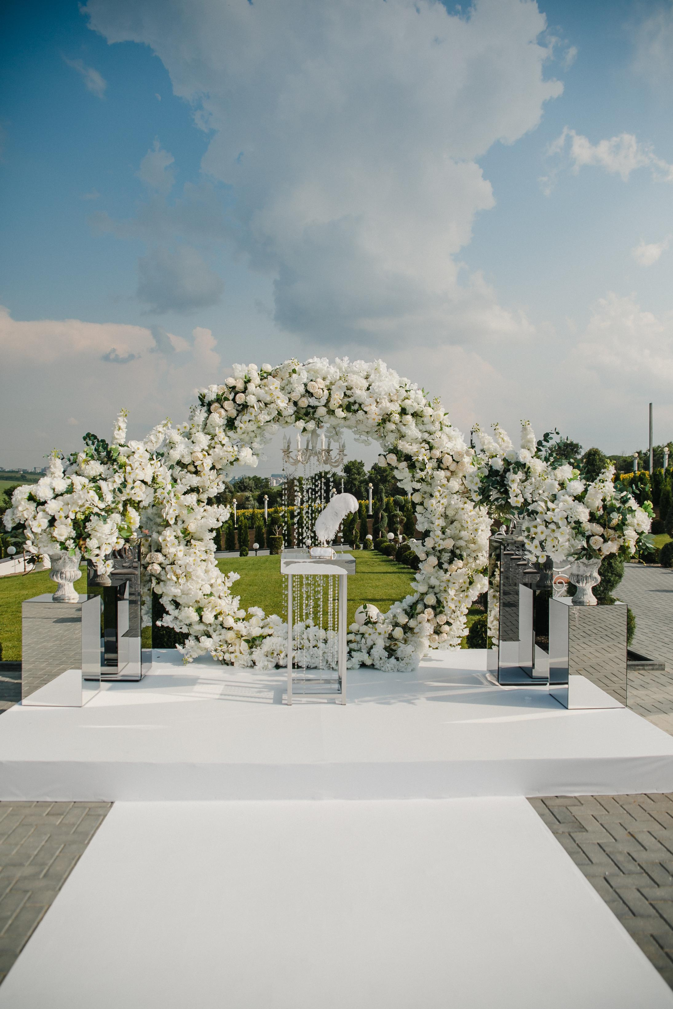 Iulian & Ekaterina — Wedding Castel Mimi/ Bernardazzi Hotel/Richland. Iurkovski PHOTOGRAPHY in Europe. Luxury destination weddings and events