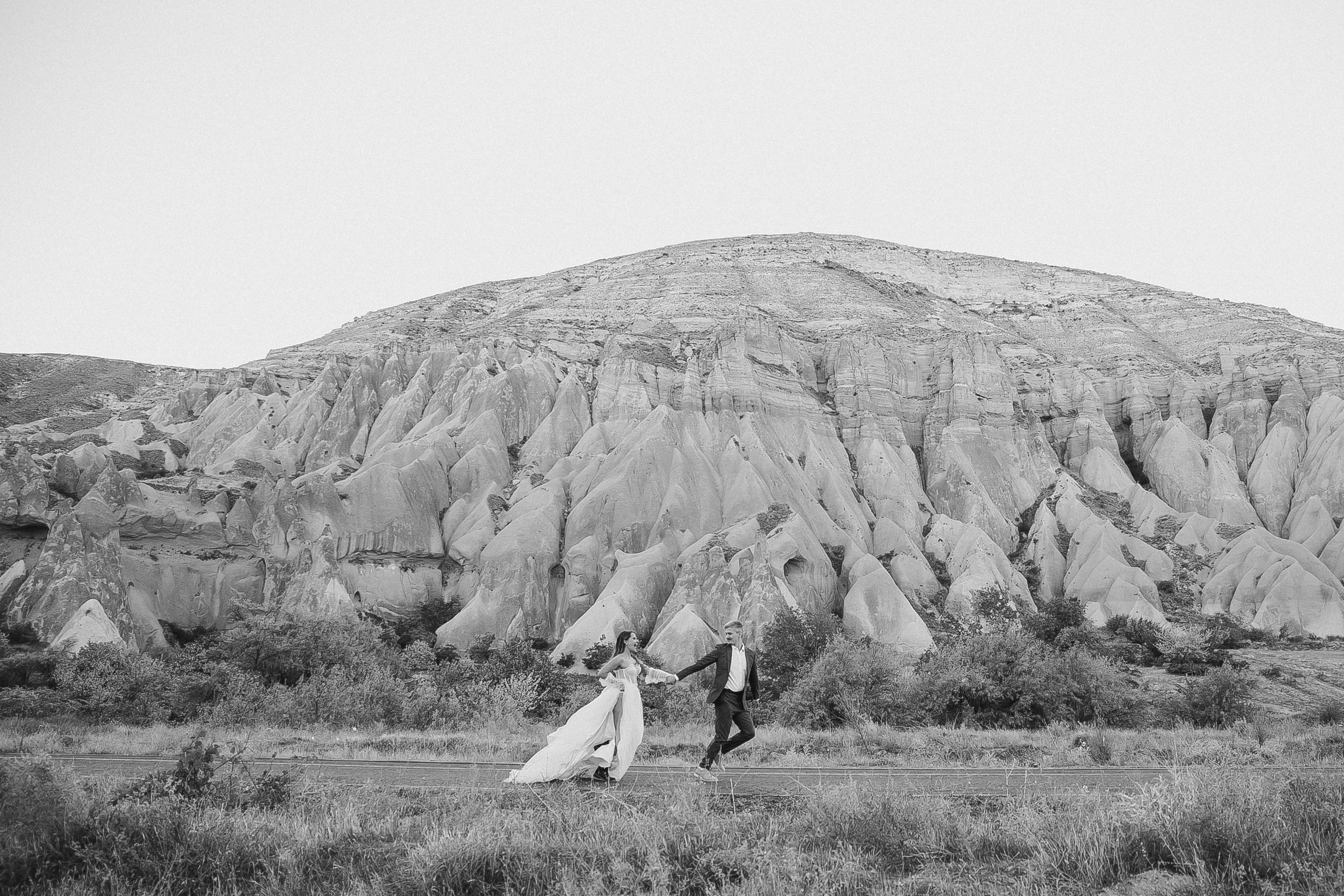 Aleksandr & Natalia — Cappadocia 10 Year Wedding Anniversary. Iurkovski PHOTOGRAPHY in Europe. Luxury destination weddings and events