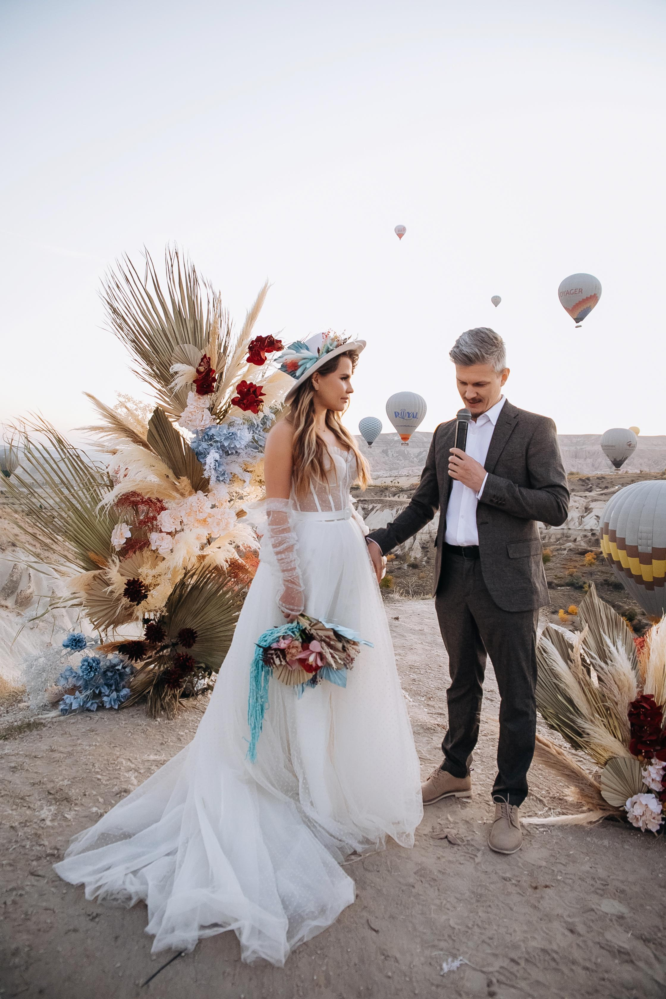 Aleksandr & Natalia — Cappadocia 10 Year Wedding Anniversary. Iurkovski PHOTOGRAPHY in Europe. Luxury destination weddings and events