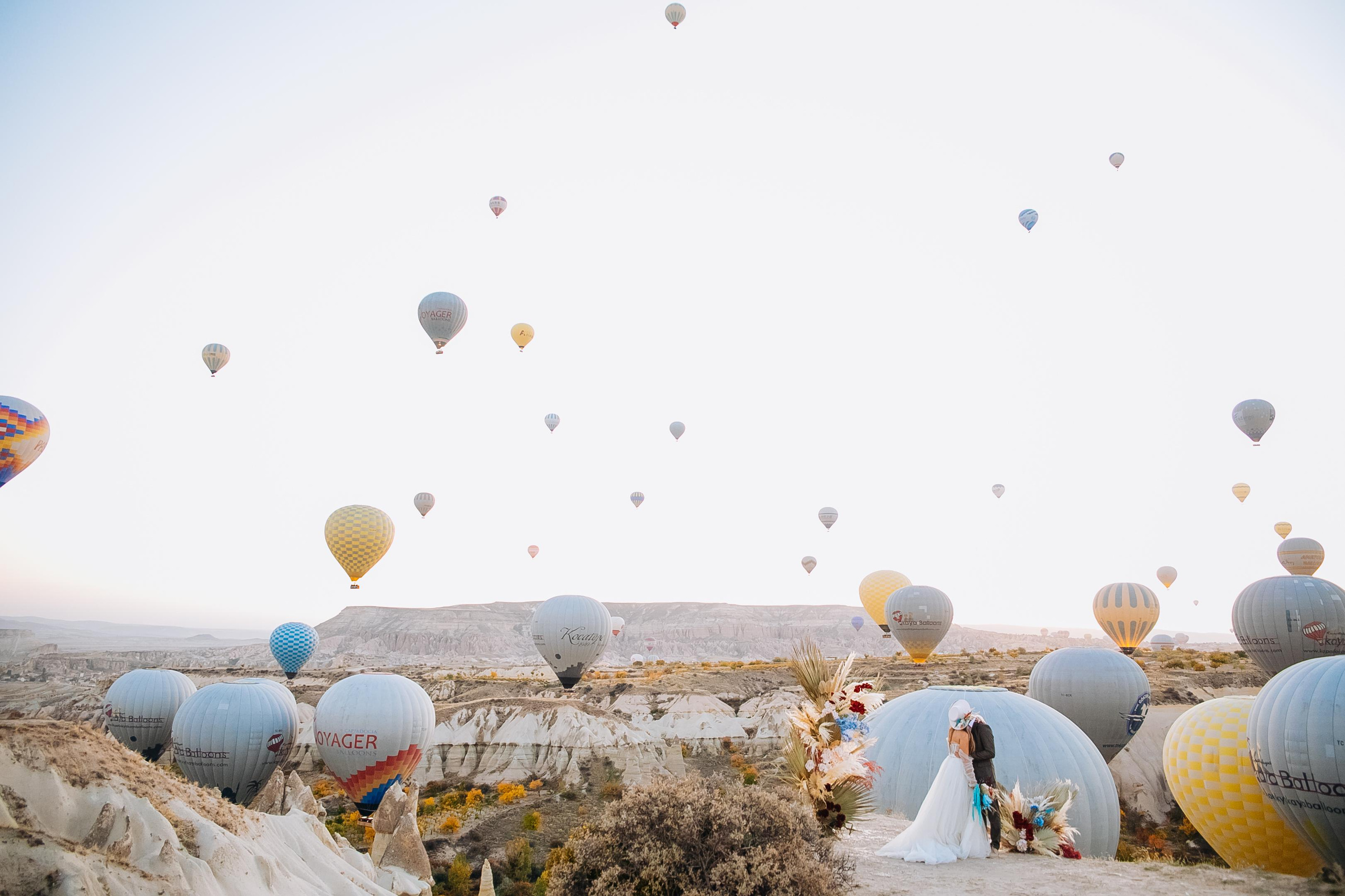 Aleksandr & Natalia — Cappadocia 10 Year Wedding Anniversary. Iurkovski PHOTOGRAPHY in Europe. Luxury destination weddings and events