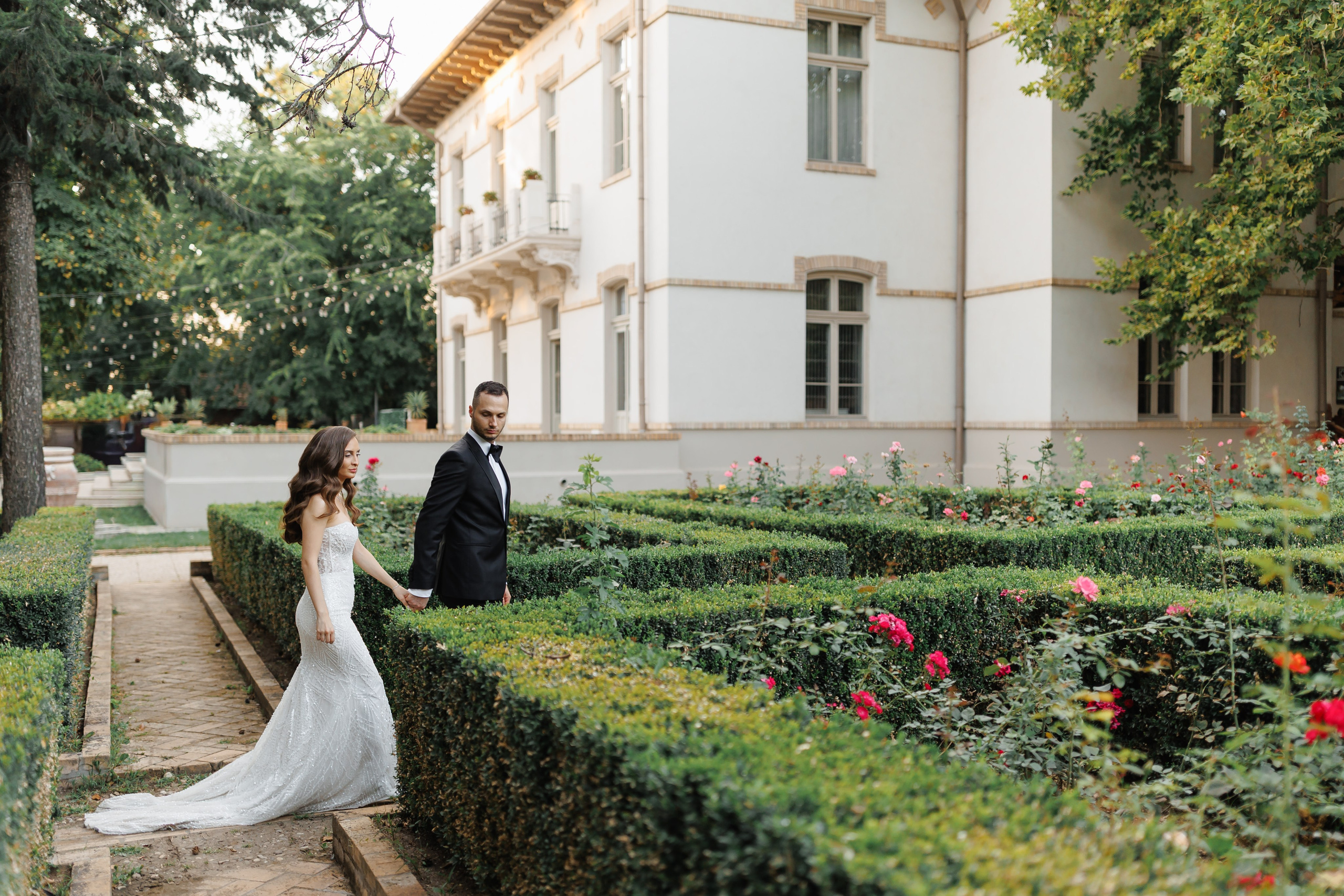 After Wedding Bianca + Nicu | Trash the dress Bucuresti | Domeniul Manasia. Fotograf nunta Bucuresti - Manu Ivanciu