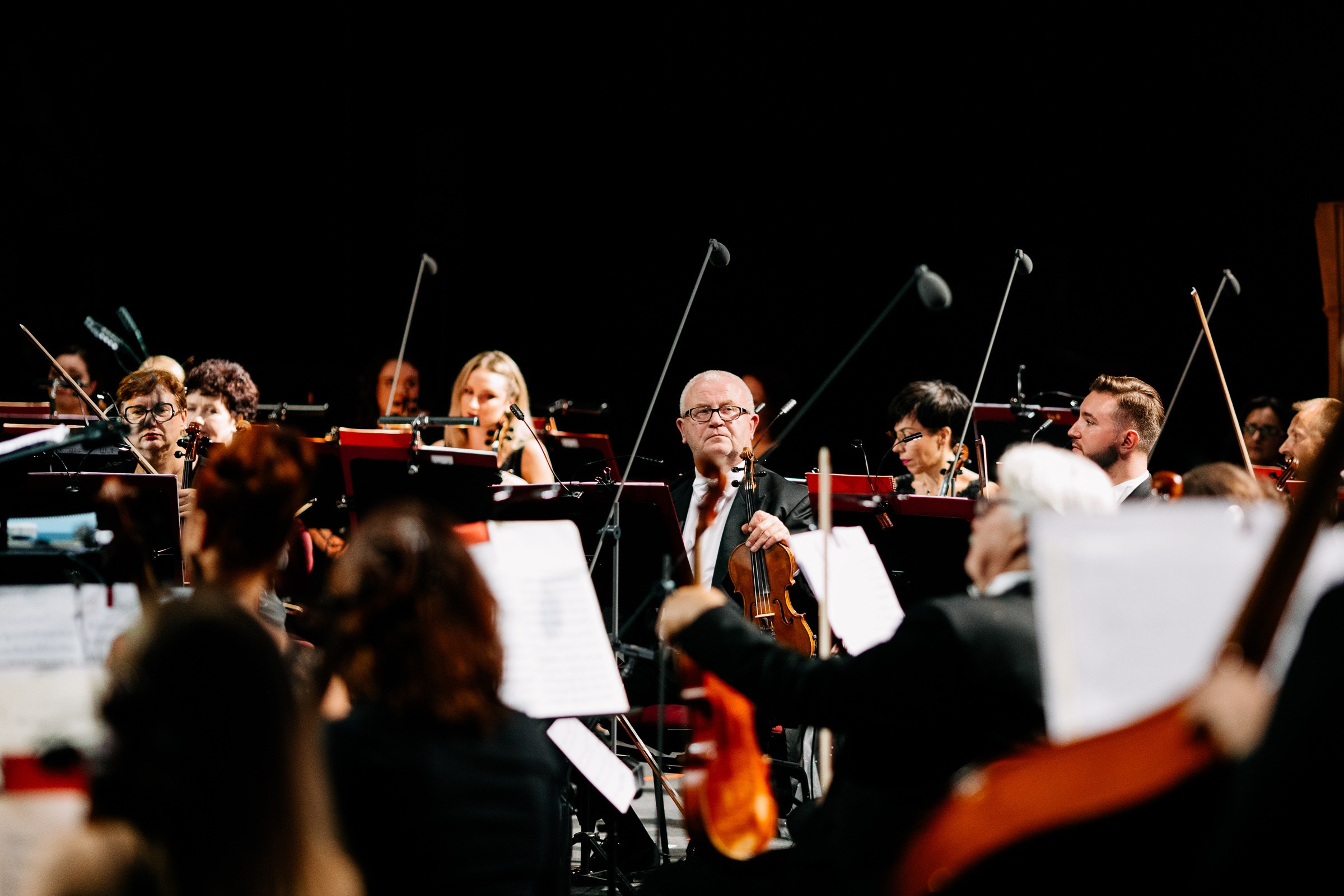 Opera Leśna Koncert. Fotograf Ślubny Warszawa - Sesje Biznesowe Rodzinne Eventy