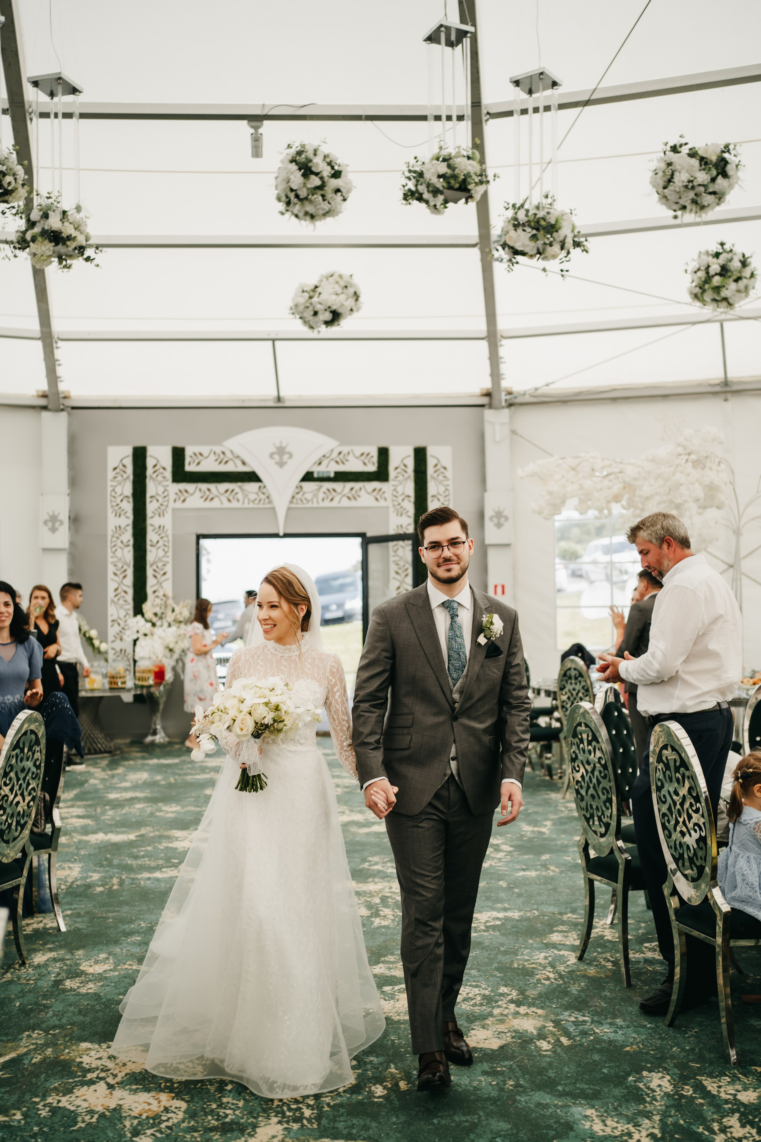 R & E. Fotograf Nunta Iasi - Hearts & Pictures