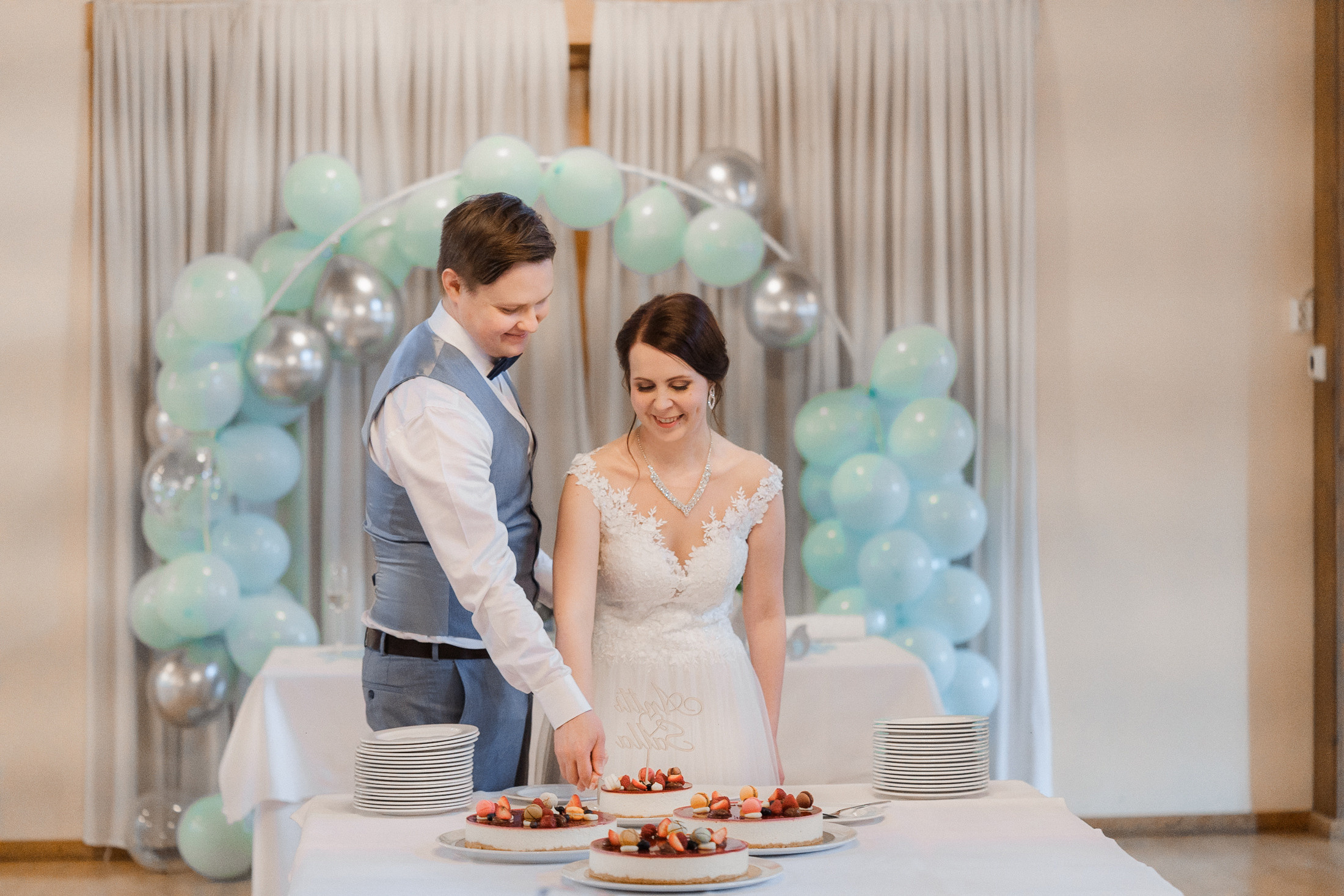 Salla&Antti, hääkuvaus Martin kirkko ja Juhlakartano Kappelinranta