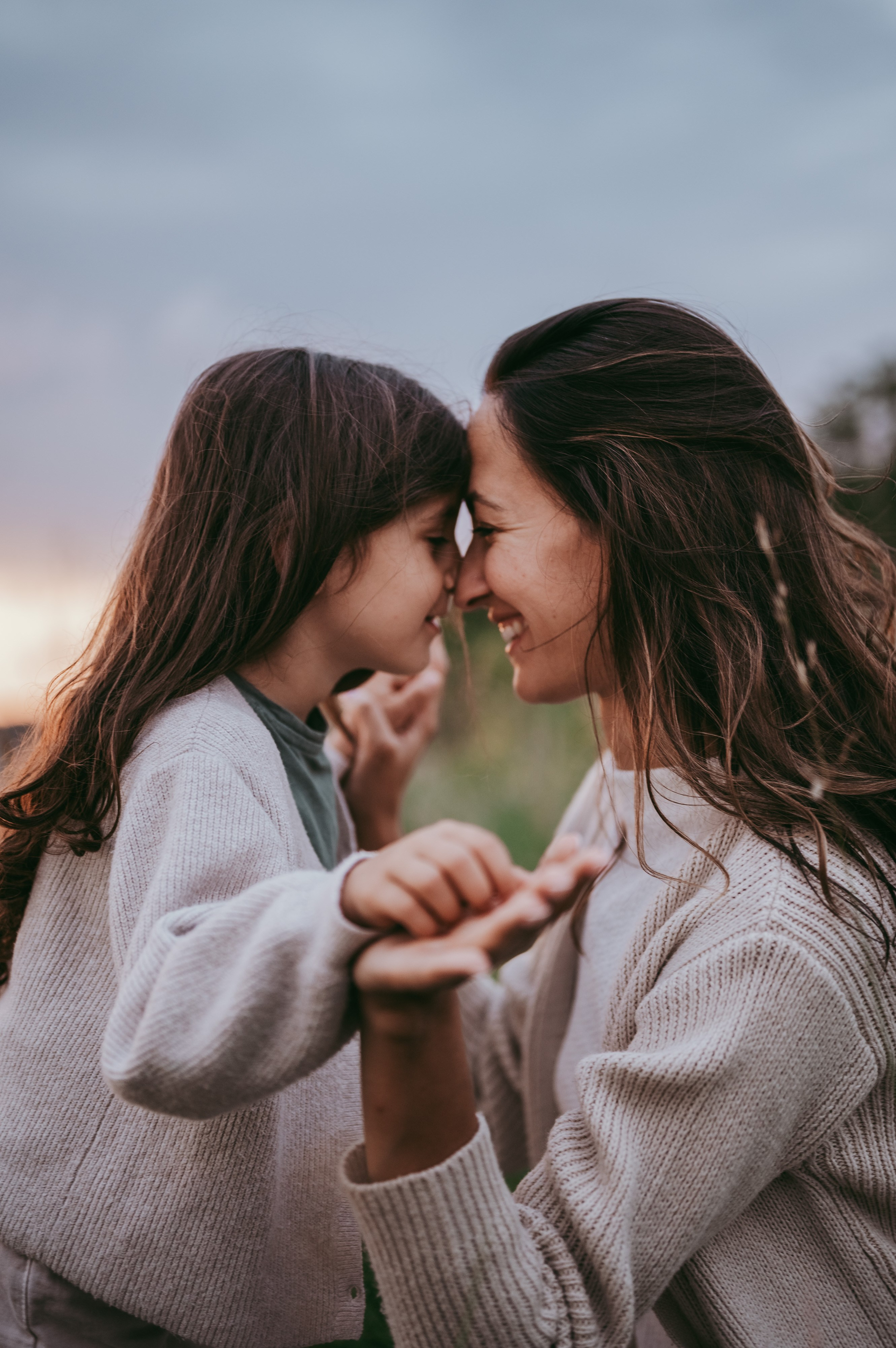 Bojana i Srna / mammy and me photosession. Deciji i porodicni fotograf u Beogradu Oksana Skendzic