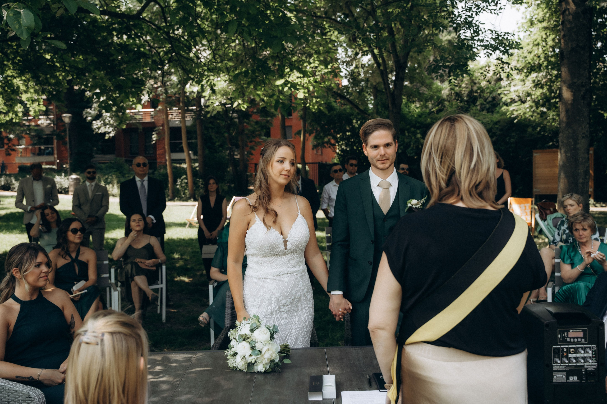 Wedding in Belgie. Little Birdie – Jouw familie- en huwelijksfotograaf in België en daarbuiten