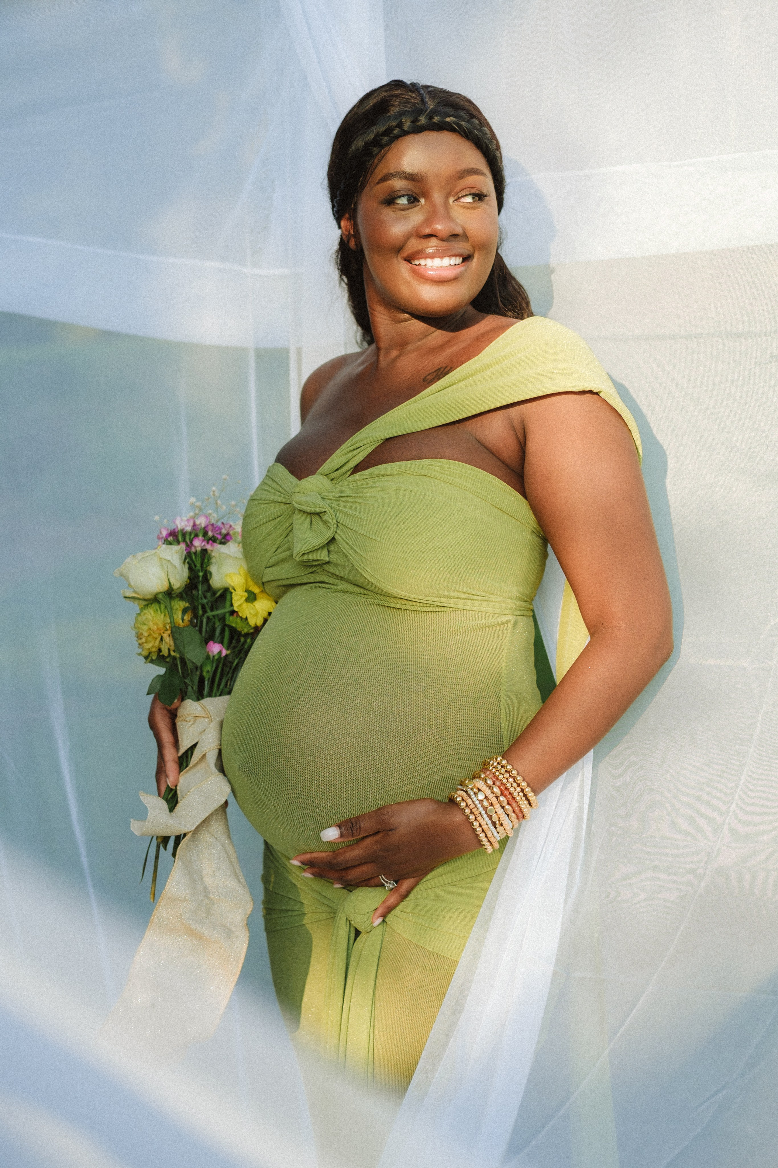 Maternity Photography Portfolio | Artistically capturing pregnancy in Richmond, VA. Family Photographer Anna Dobrovolskaia | Richmond, VA