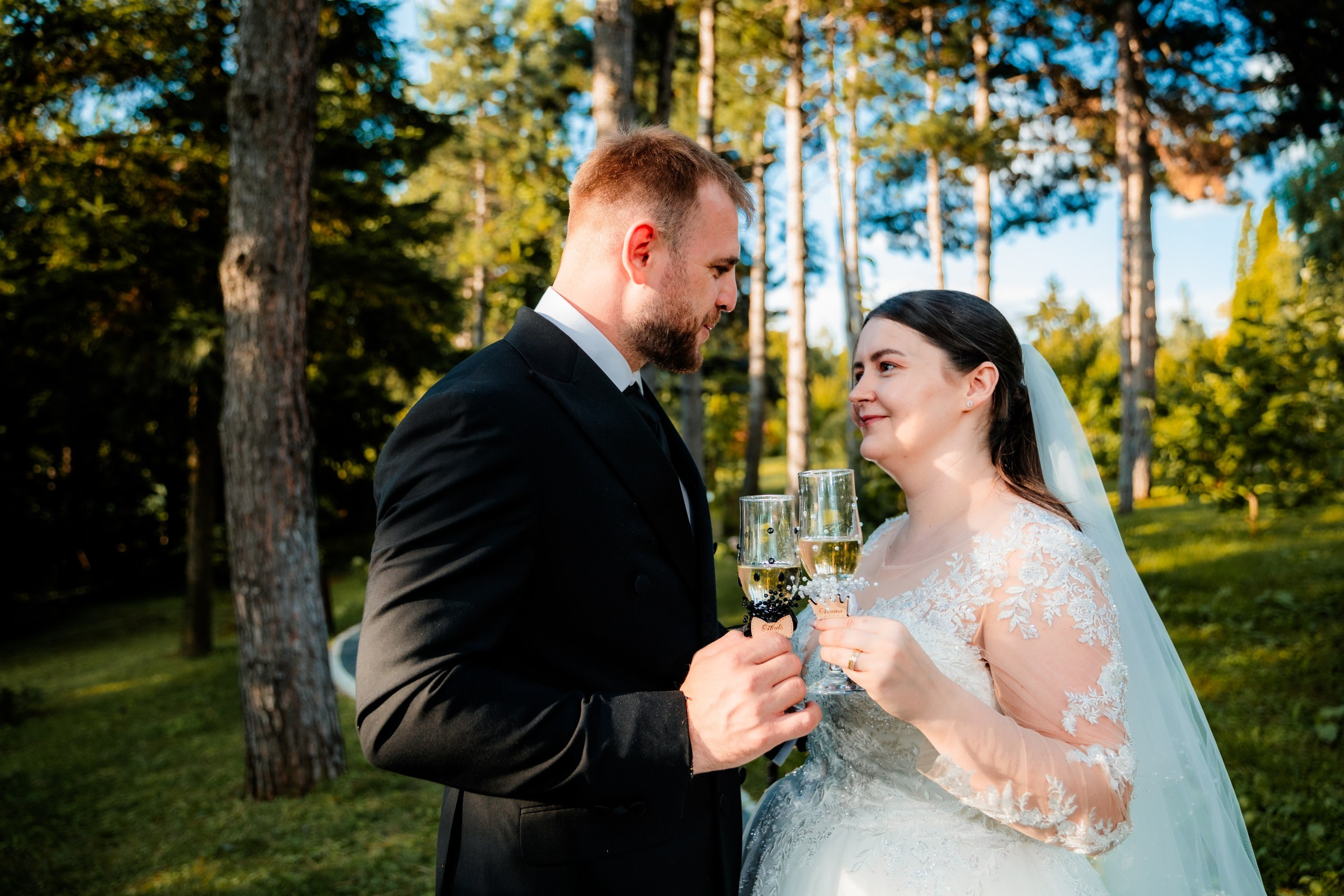 servicii foto. servicii foto Botoșani. servicii foto video Botoșani. fotograf nunta. fotograf evenimente. fotograf nunta Botoșani. Alin chirila. Alin chirila fotograf. Alinofotostudio.- Mire și mireasă – Sergiu & Liliana – ziua nunții, 2024  - Emoții în ziua nunții – Sergiu și Liliana  - Dansul mirilor – fotografie artistică nuntă 2024  - Sedinta foto romantică în natură – Sergiu & Liliana  - Rochia de mireasă și detalii de nuntă elegante