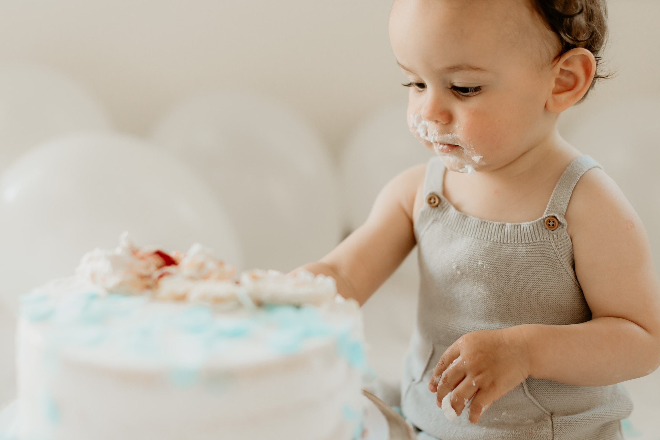 Cake Smash Session. Family and children photographer in Belgrade Milja Ciric