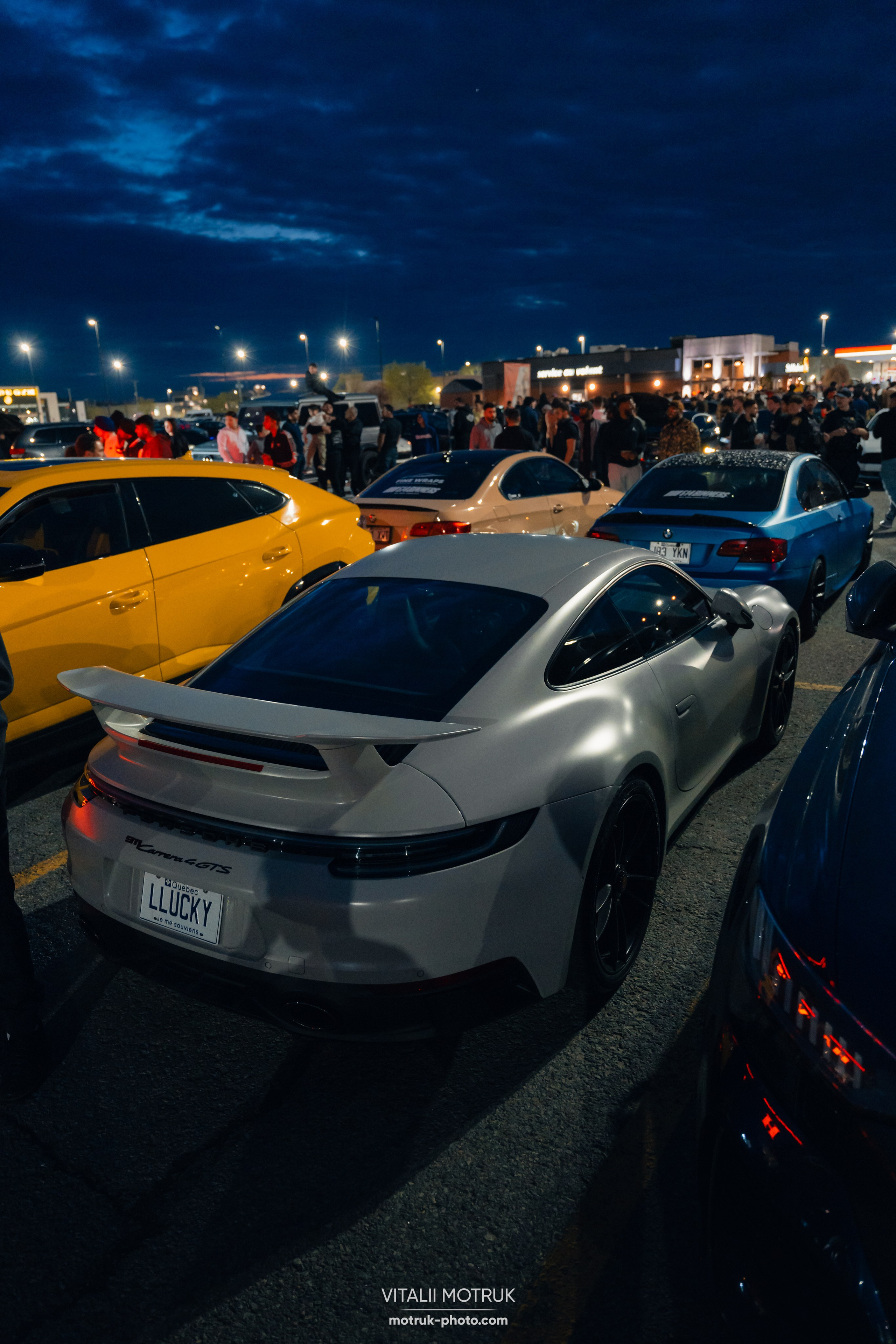 Car meet: 514 bimmers. Photographe de voitures à Paris — Vitalii Motruk
