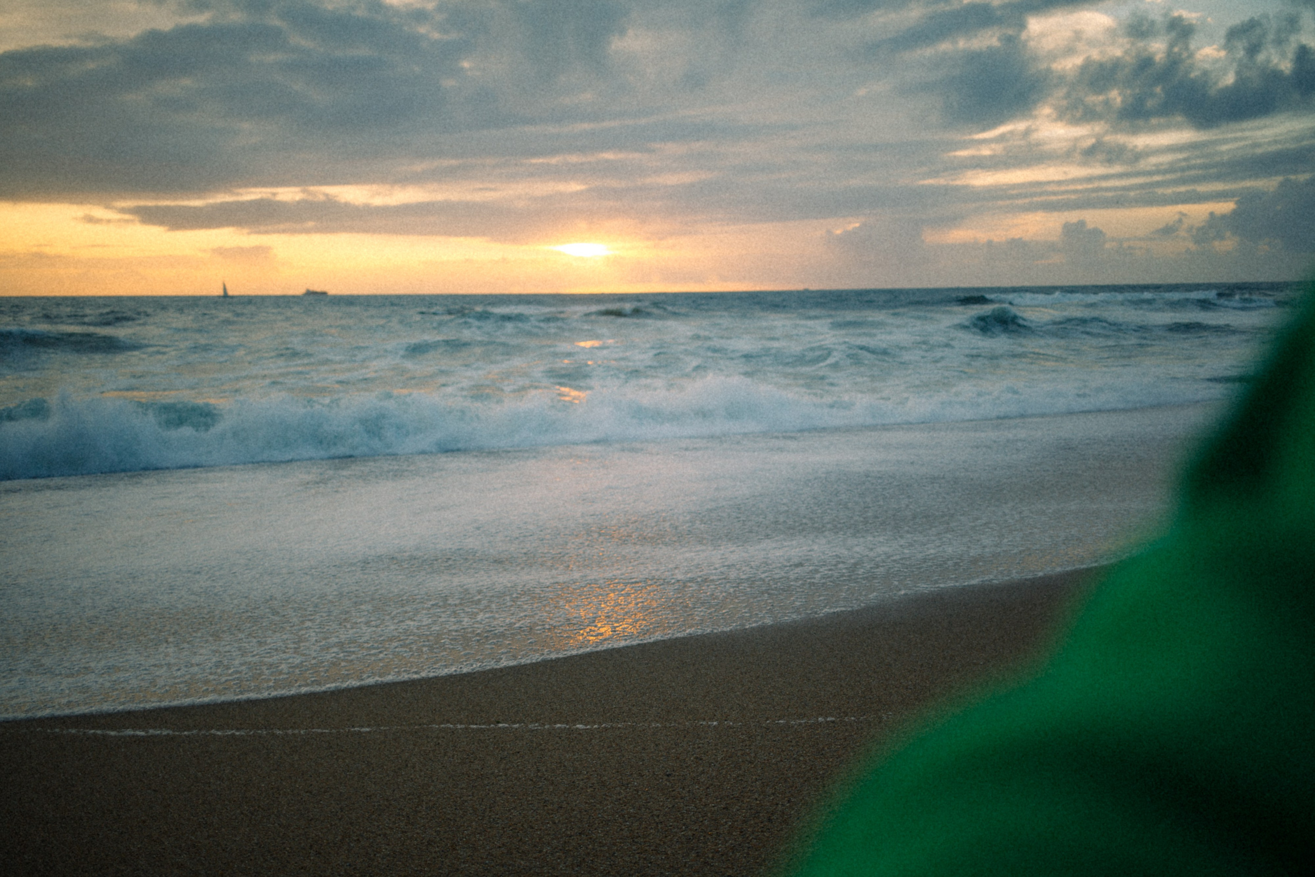 Photography trip to Porto with friends Sophie and Gia — authentic portraits and moments. Marina Kálcheva — Photographer, Videographer & Visual Artist in Barcelona