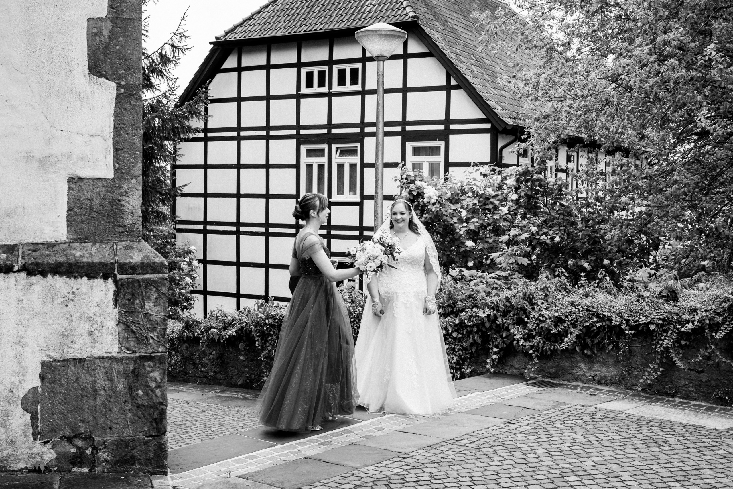Kirchliche Trauung in Oerlinghausen. Hochzeitfotograf in Bielefeld