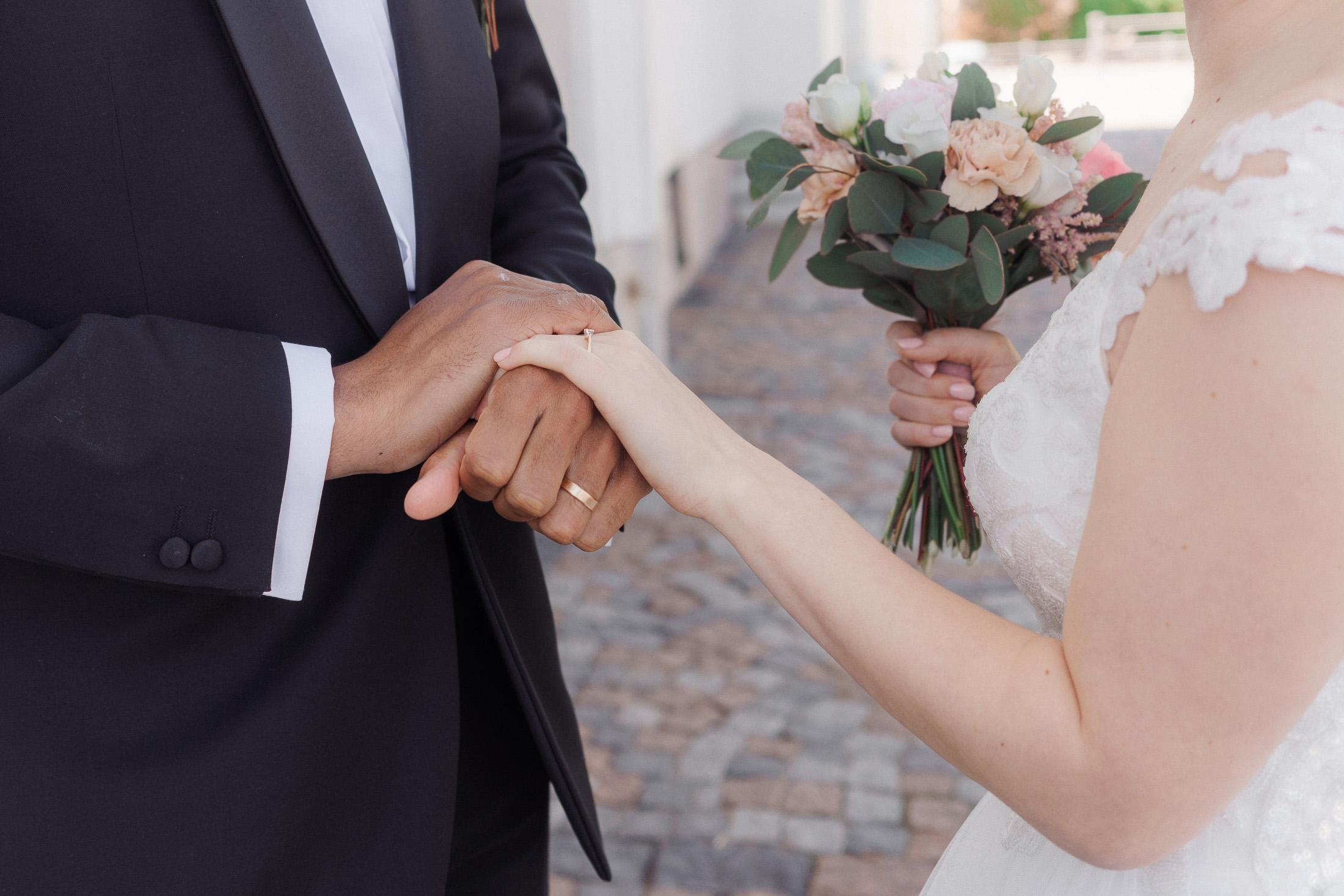 Milja&Marcel, Kesähäät Tuomiokirkossa ja Suomenlinnan Upseerikerhossa