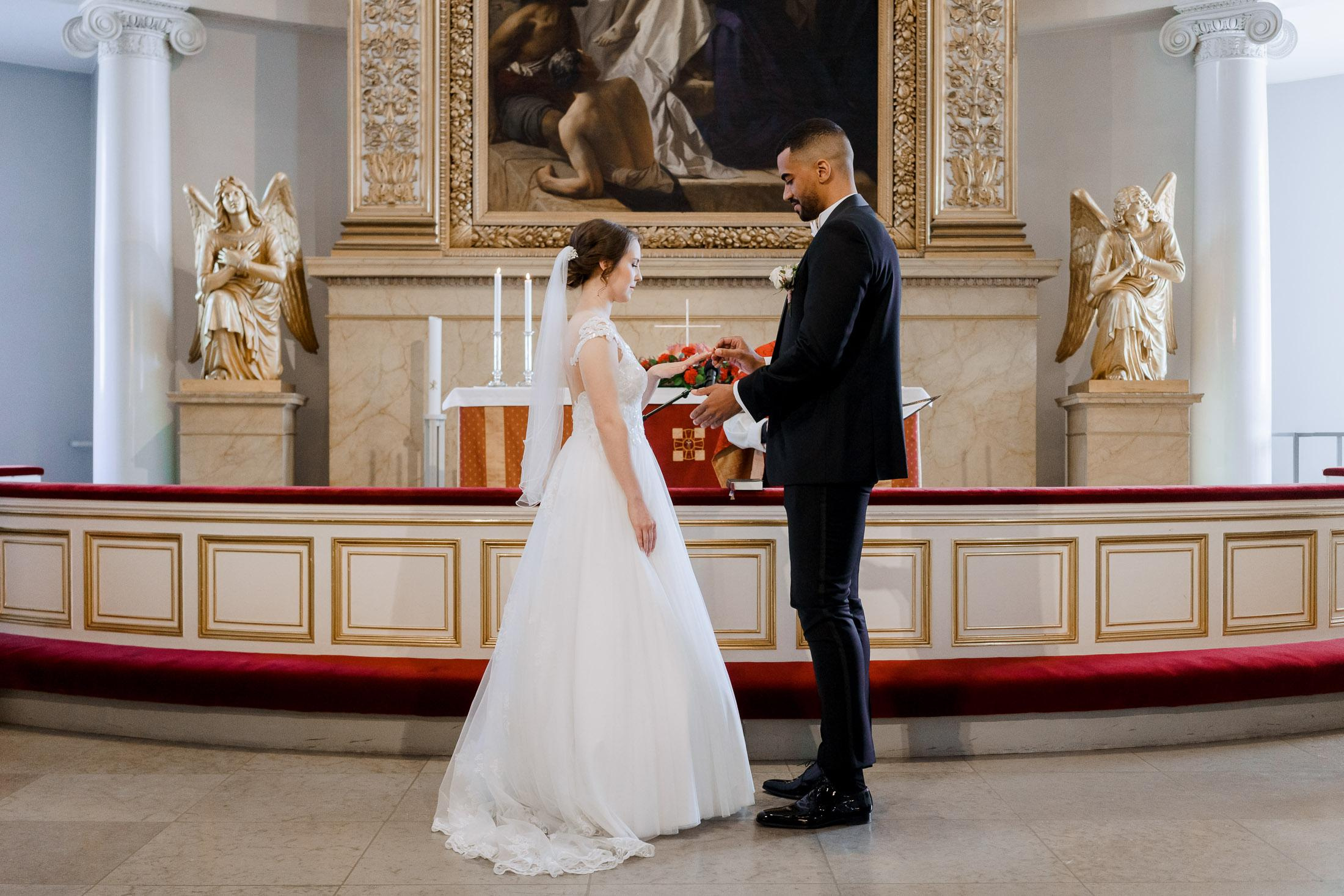 Milja&Marcel, Kesähäät Tuomiokirkossa ja Suomenlinnan Upseerikerhossa