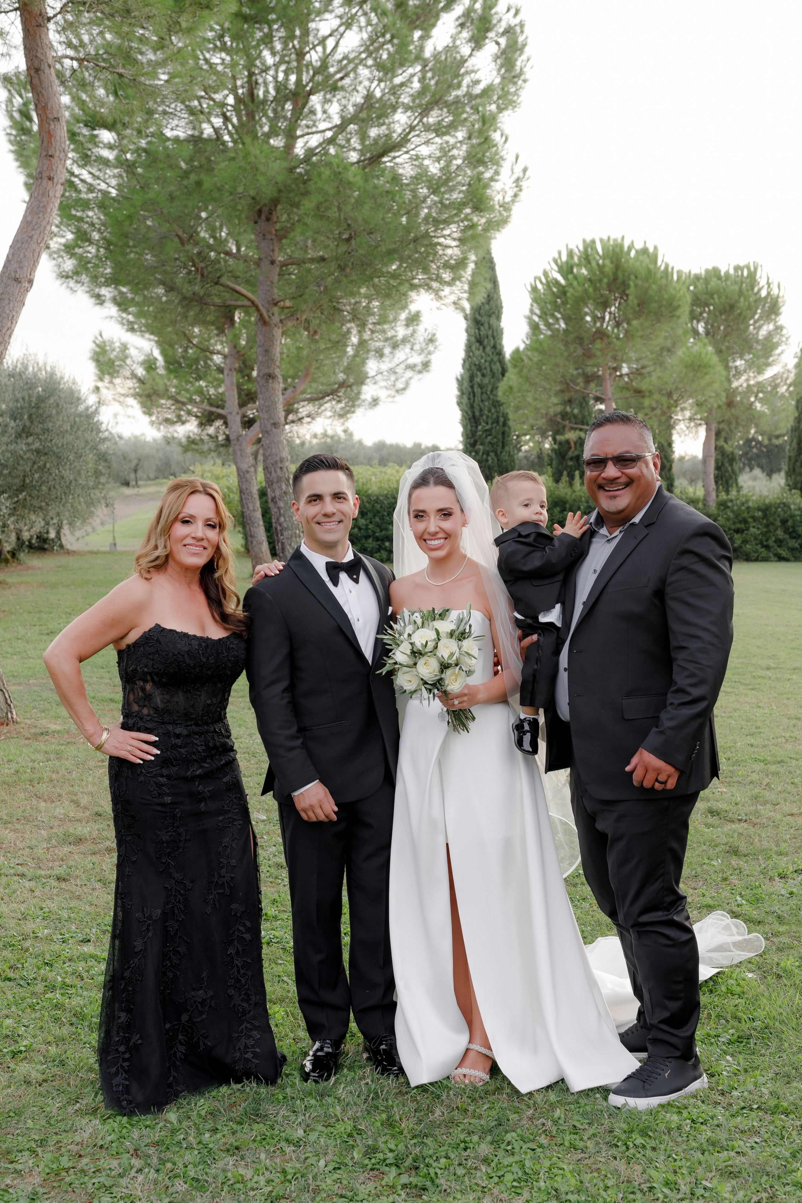 Dom&Ally. Wedding photographer Italy