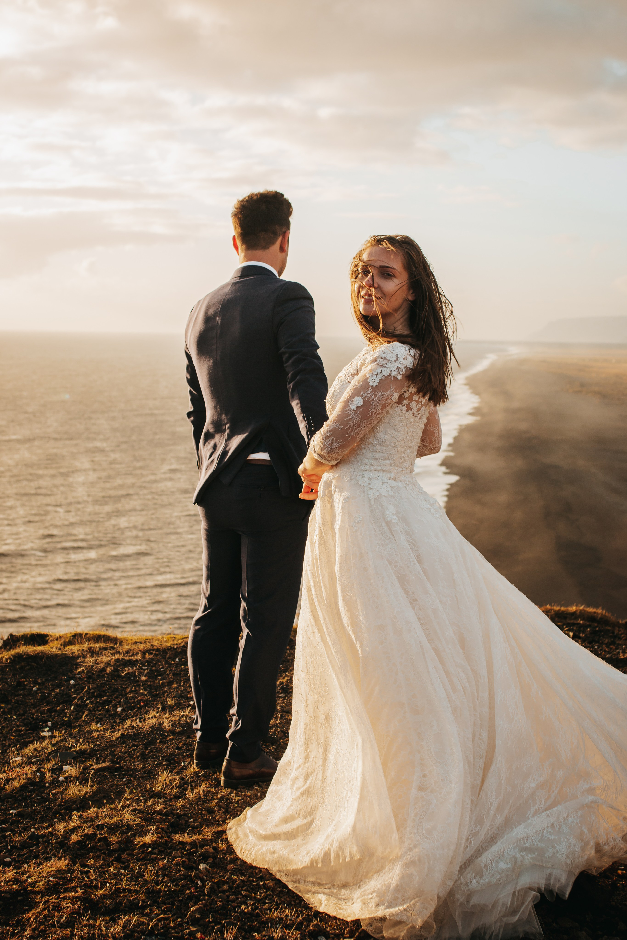 B & A. Fotograf Nunta Iasi - Hearts & Pictures