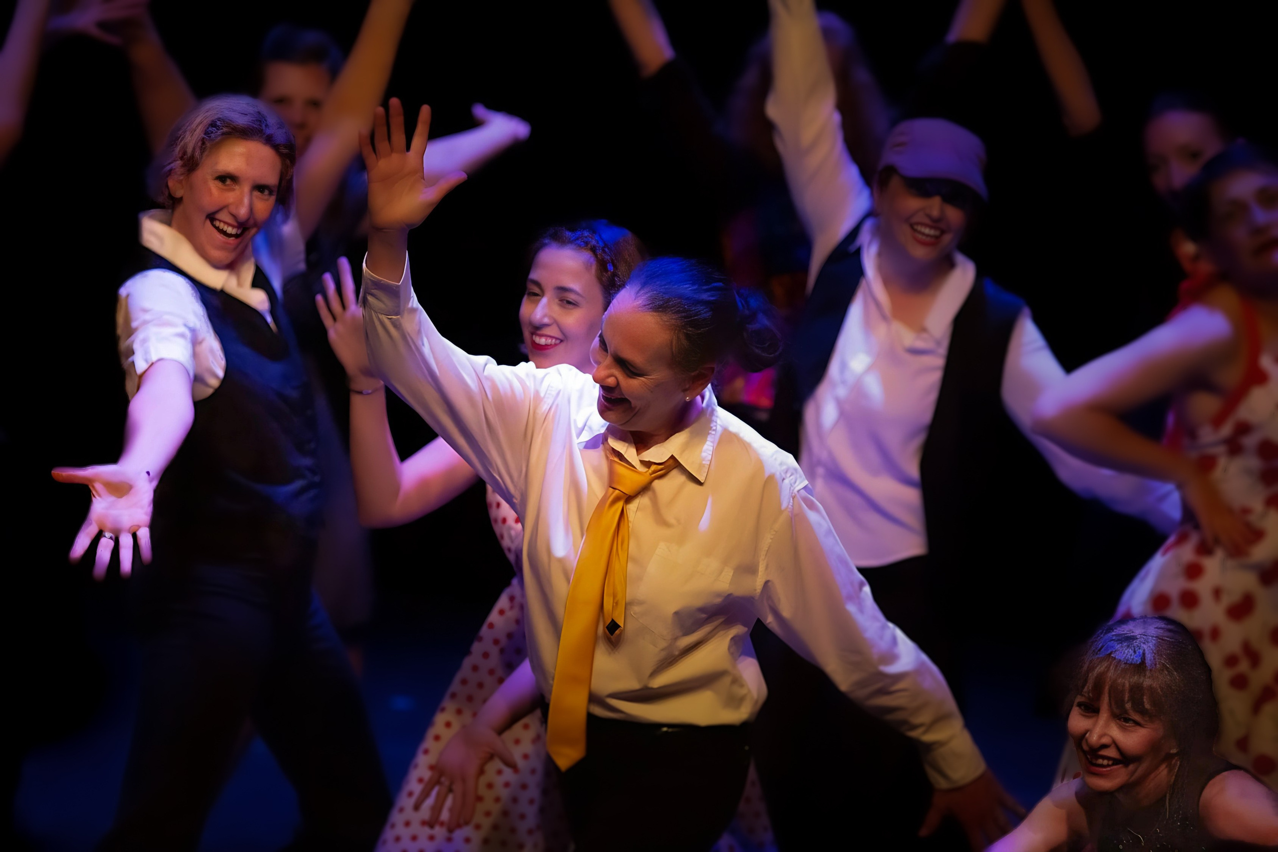 PLANET DANCE SPECTAKLE 2024. Portret photographer in Switzerland Artur Magpie