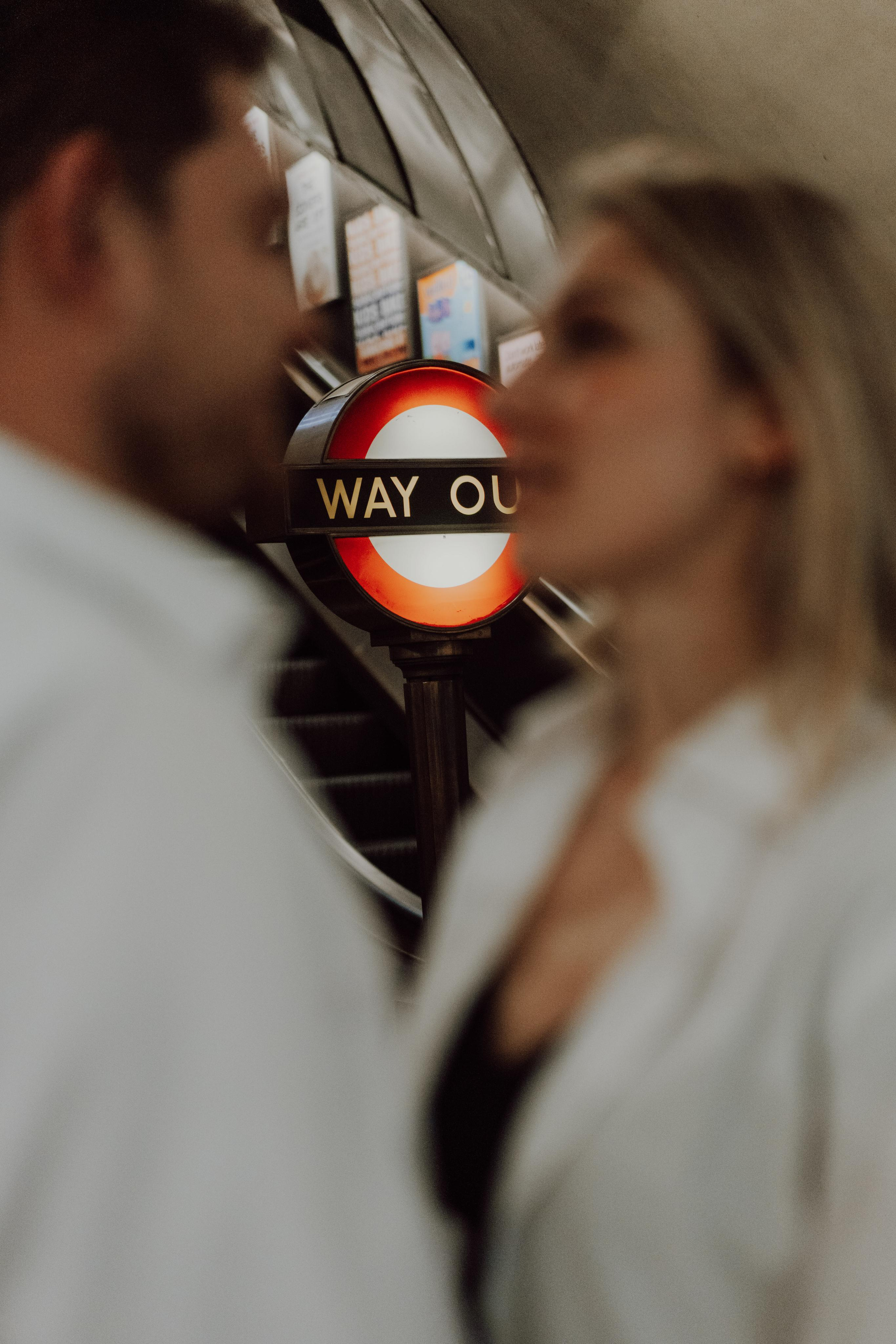 Engagement session in the tube|Bakerloo line