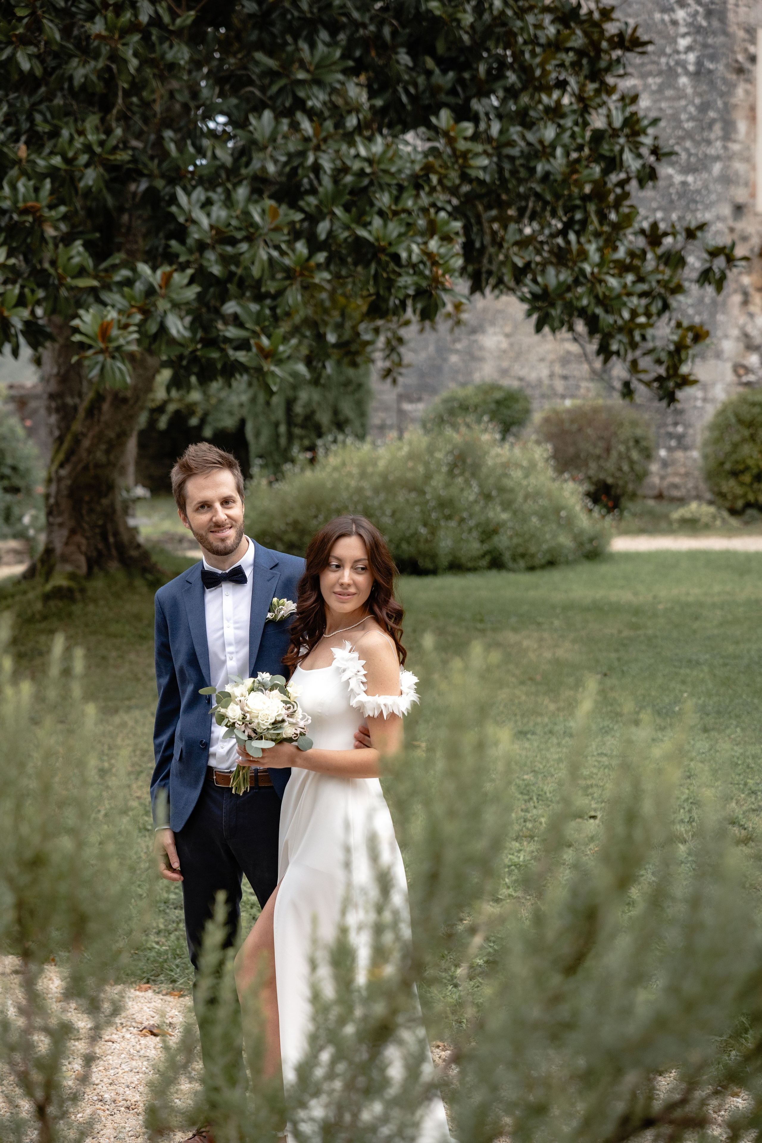 Mariage au château français. Elopement au Château de Cénevières. Eugénie Smirnova — Photographe à Toulouse et dans le Sud-Ouest