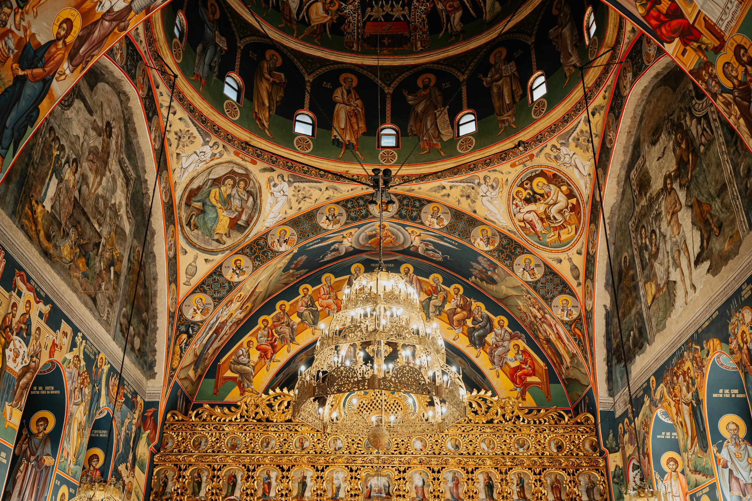 L & E. Fotograf Nunta Iasi - Hearts & Pictures