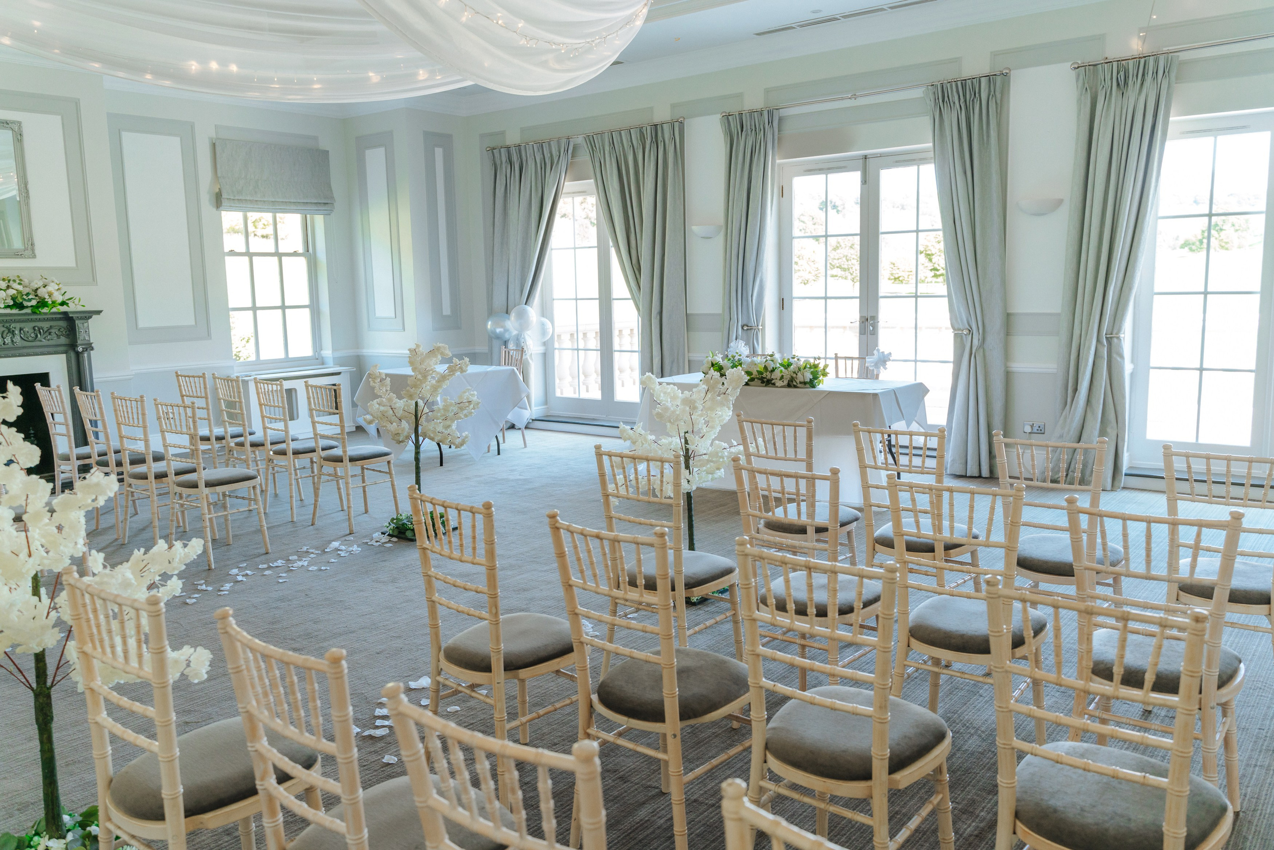 A wedding at Woldingham Golf Club, Woldingham Golf Club wedding, wedding photographer at Woldingham Golf Club