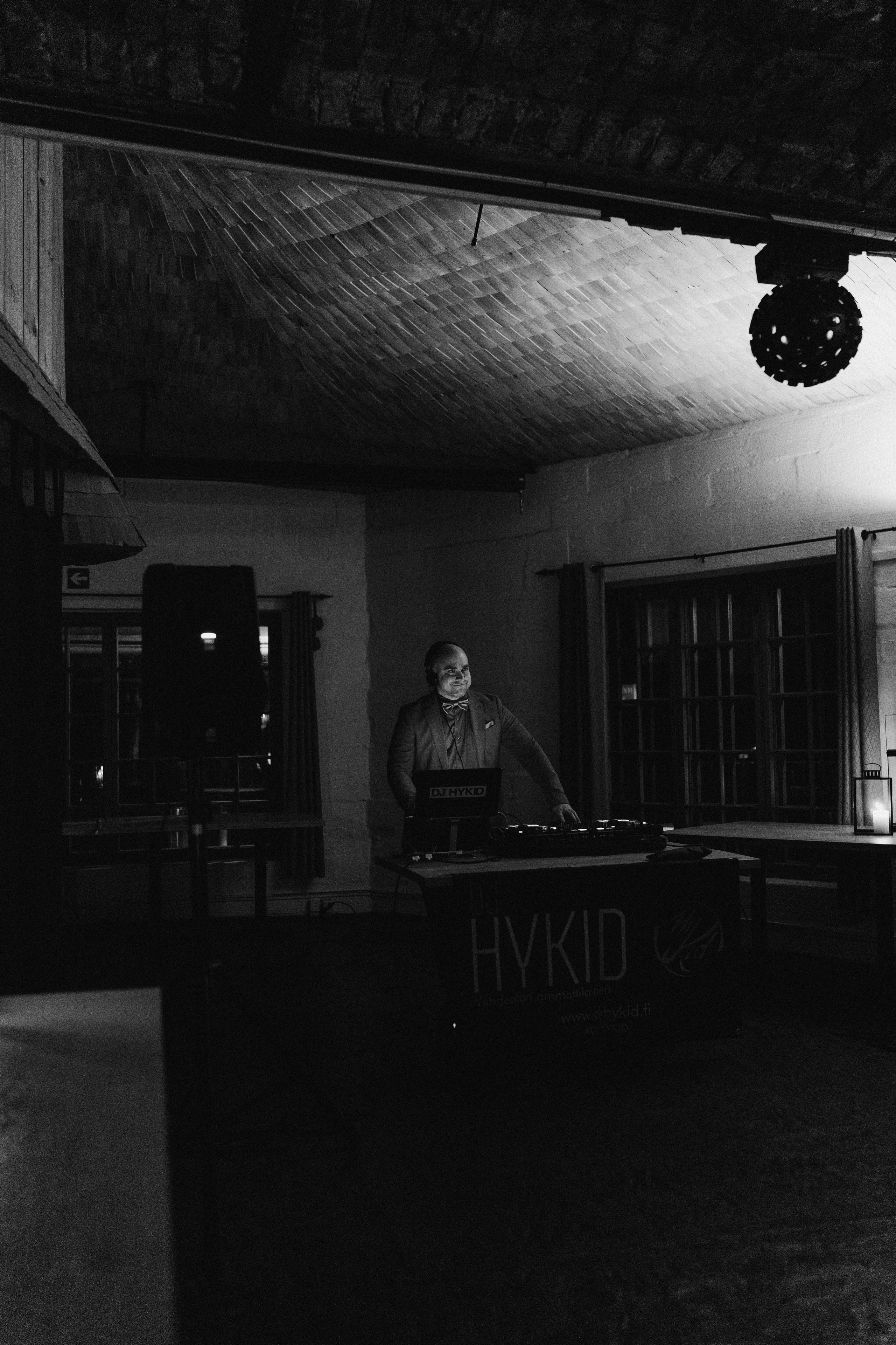 C&A. Wedding and portrait photographer in Helsinki Vickan O