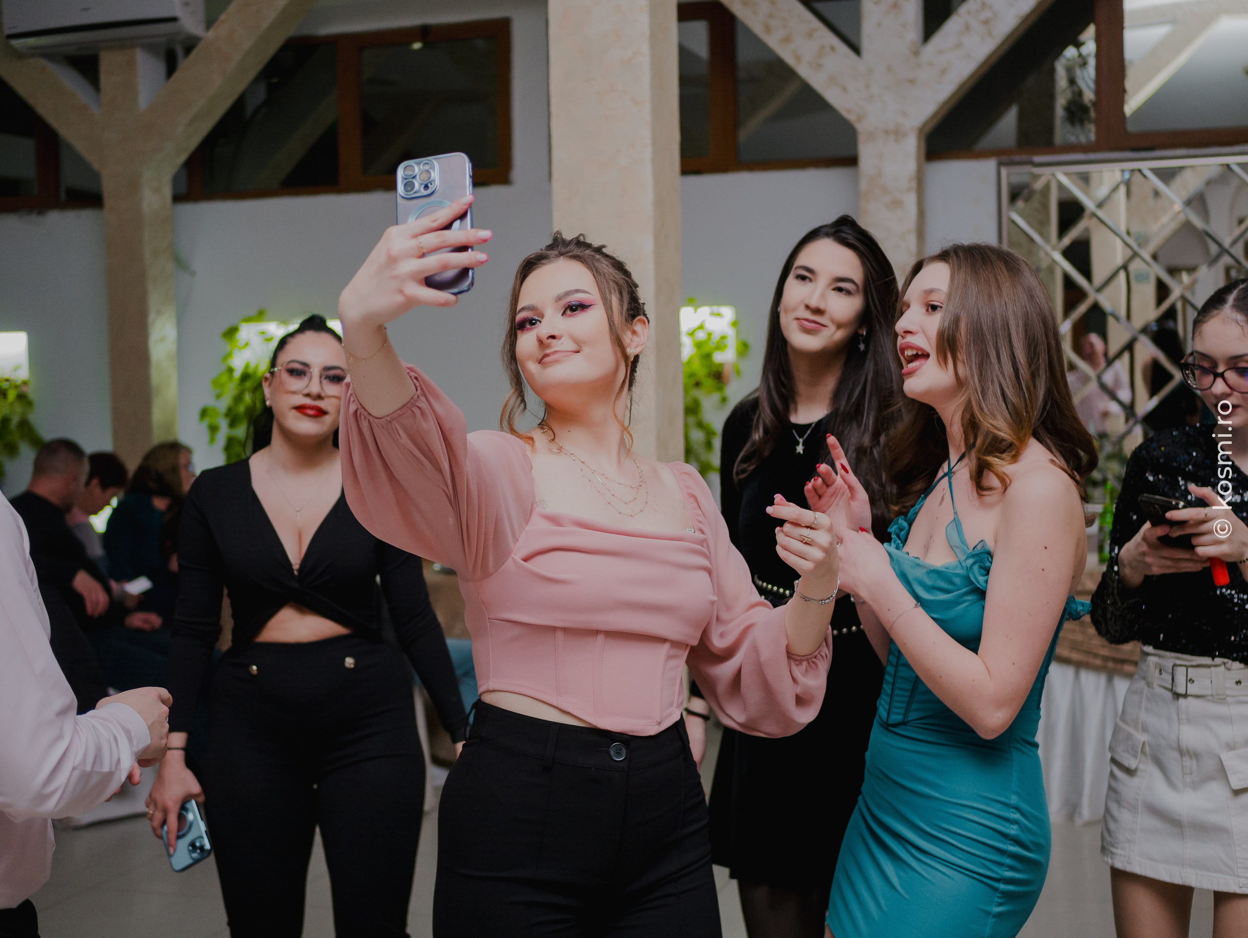 Majorat Andreea. Kosmi