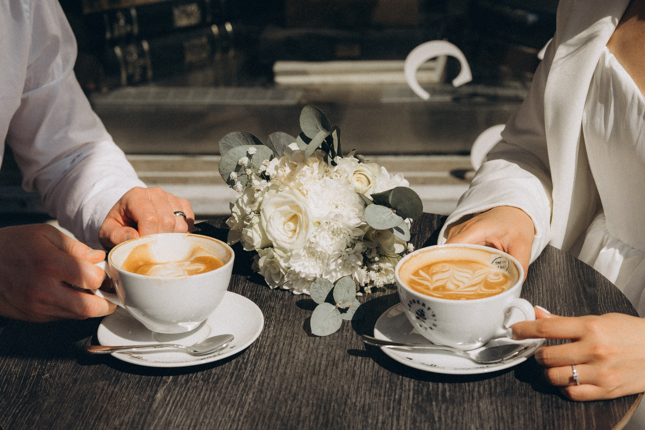 City wedding. Wedding and portrait photographer in Helsinki Vickan O