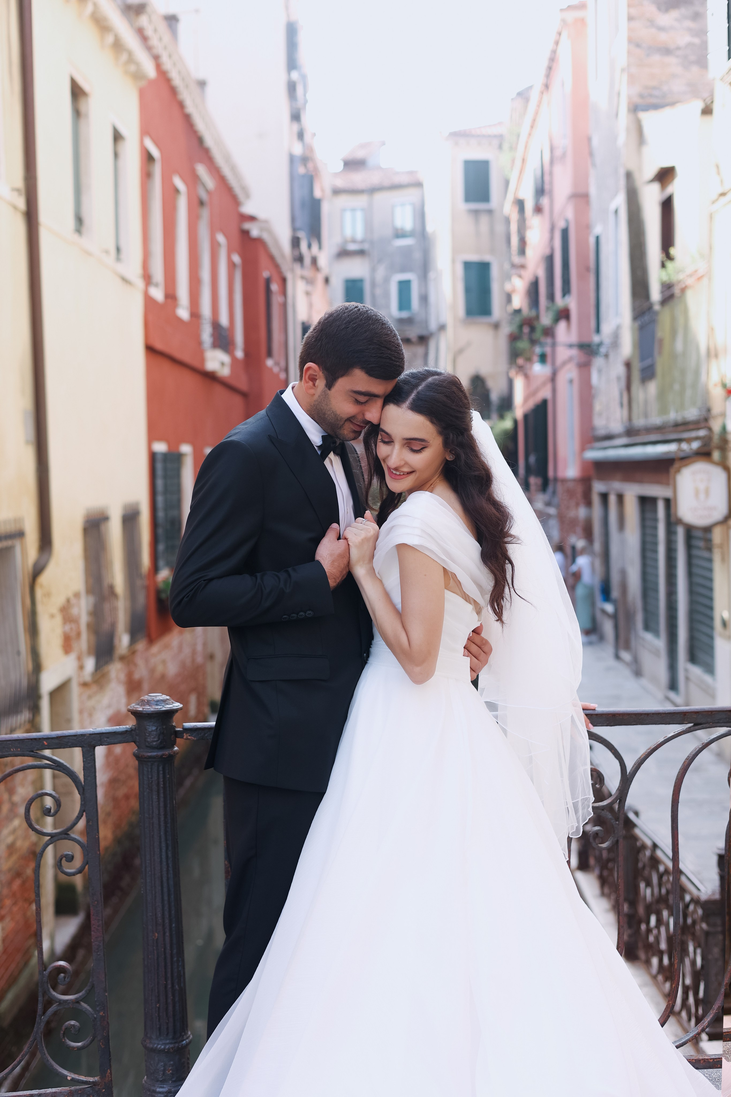 Armenian couple getting married in Venice 