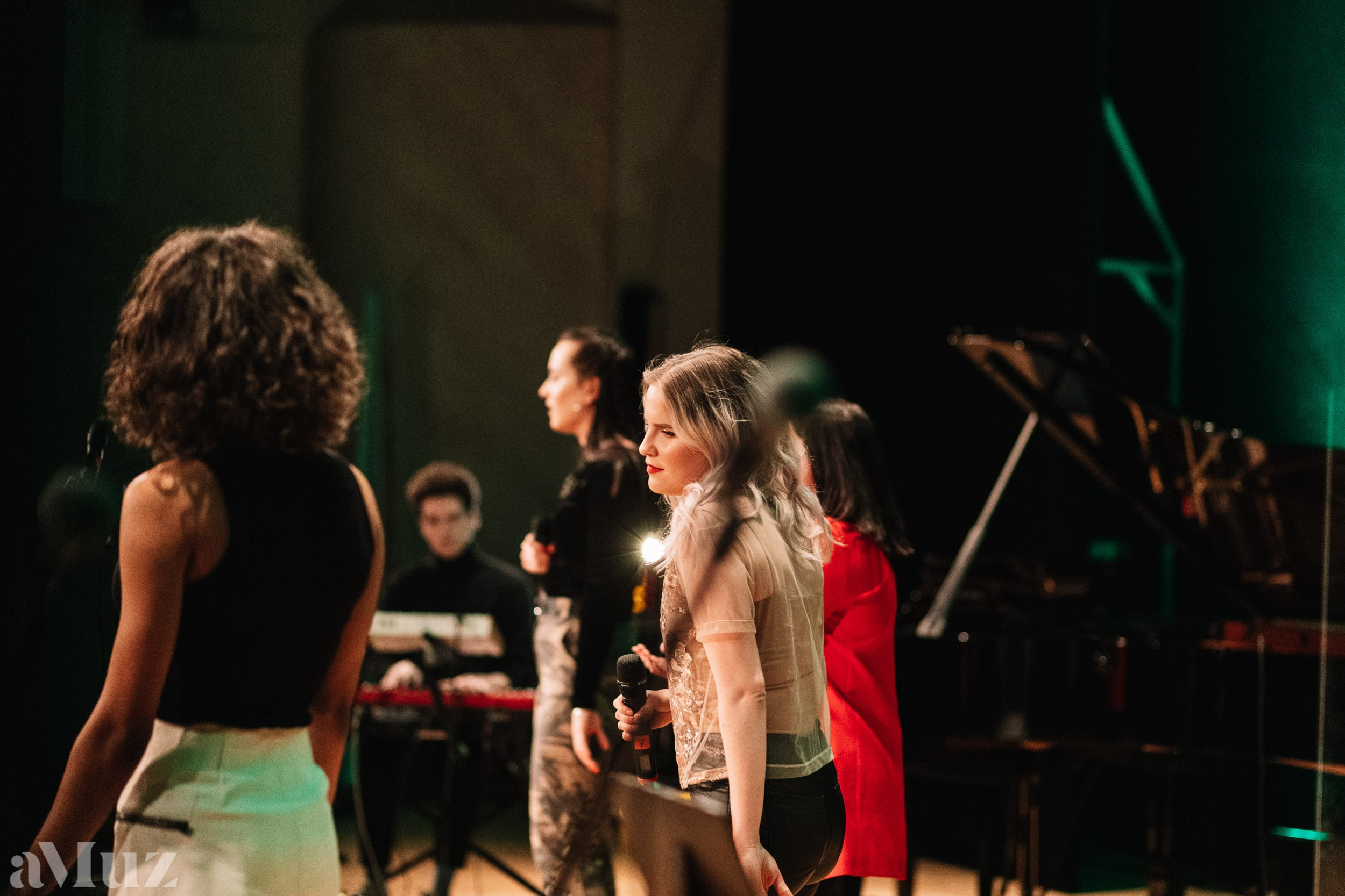 Jazz Zaśpiewam. Fotograf Ślubny Warszawa - Sesje Biznesowe Rodzinne Eventy