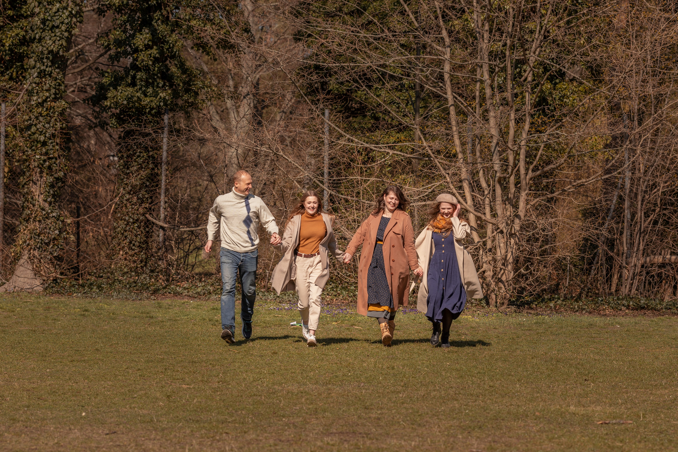 Spring Family Photoshooting in Görlitz. Family & Maternity Photographer in Dresden Tatiana Mudryak