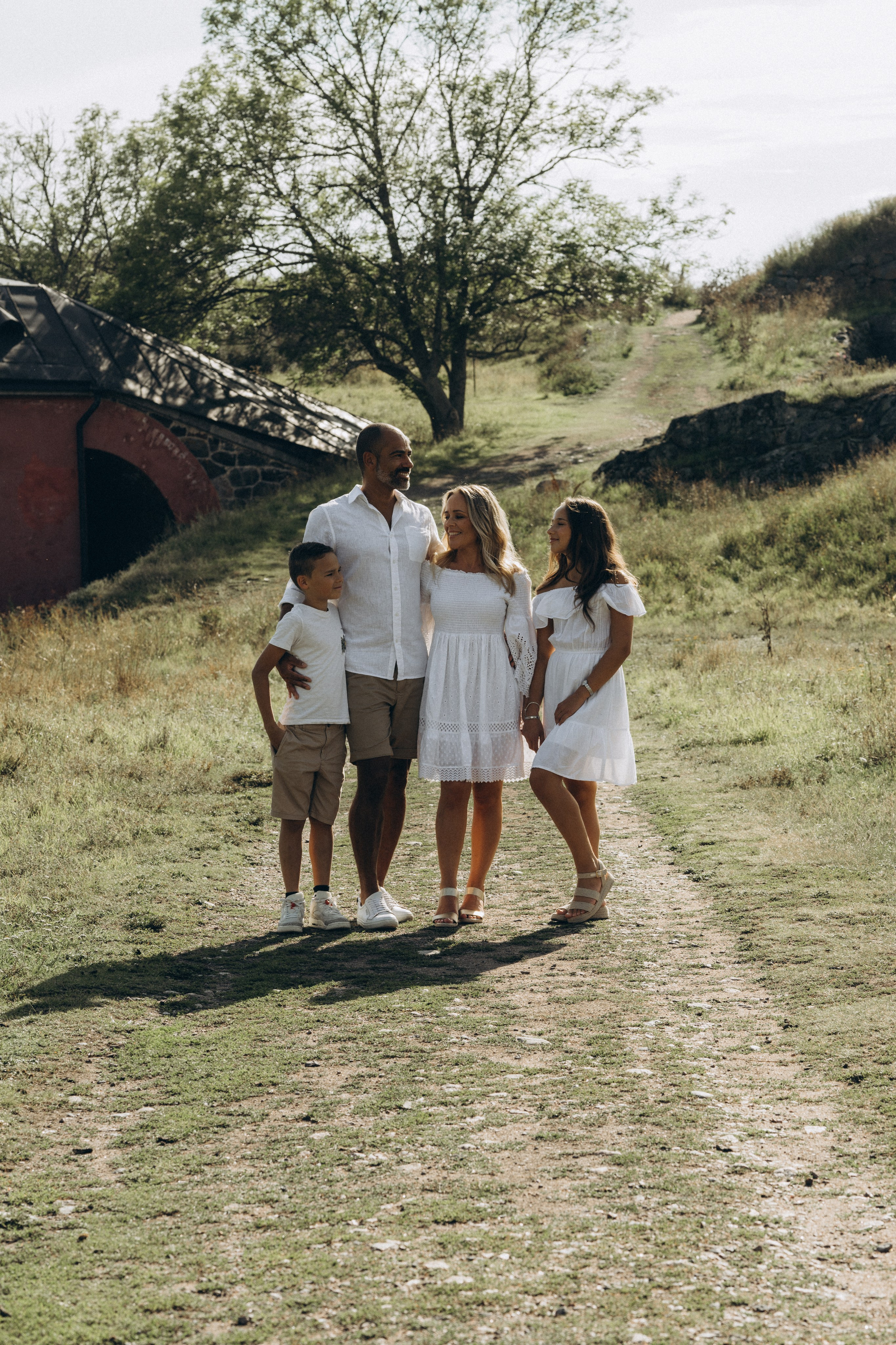 Suomenlinna. Wedding and portrait photographer in Helsinki Vickan O