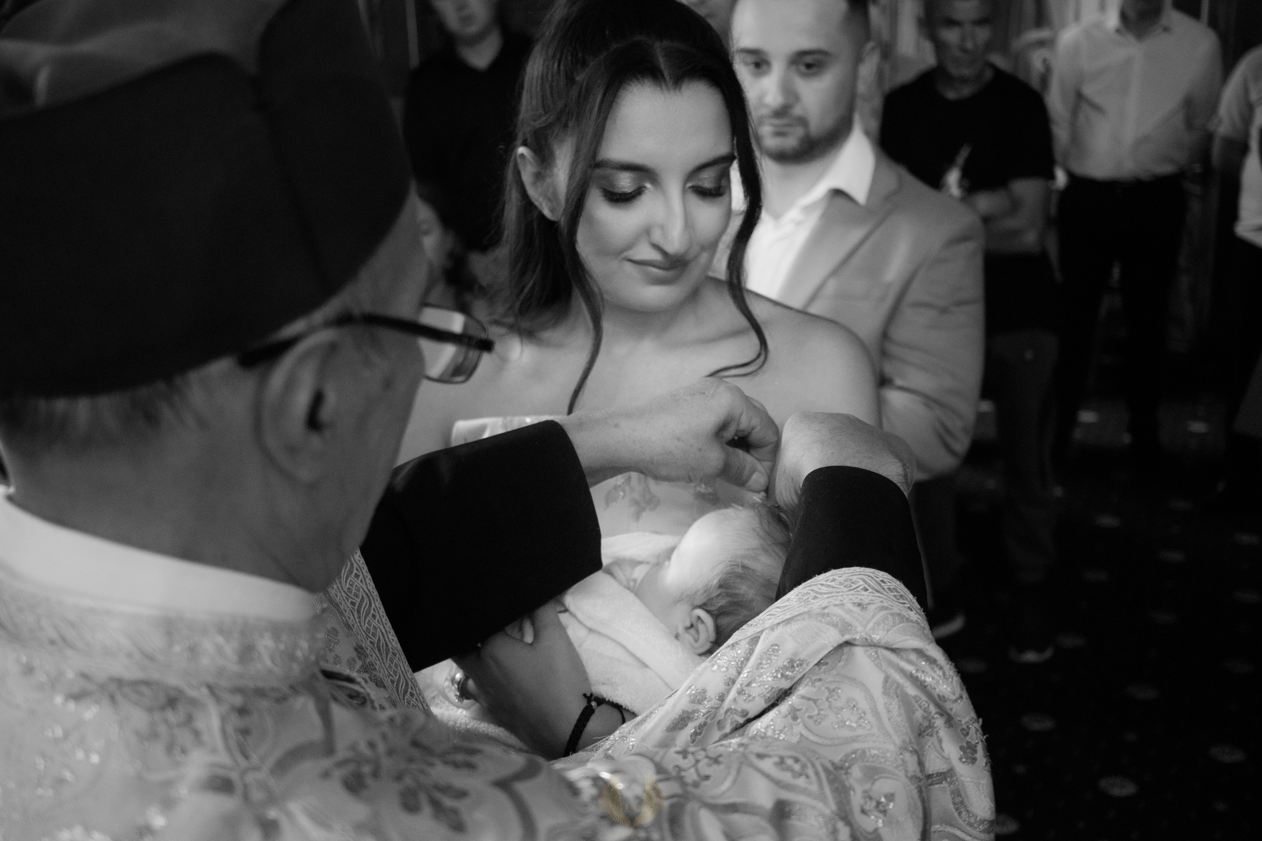 Eva Ioana. Fotograf si videograf — evenimente si studio