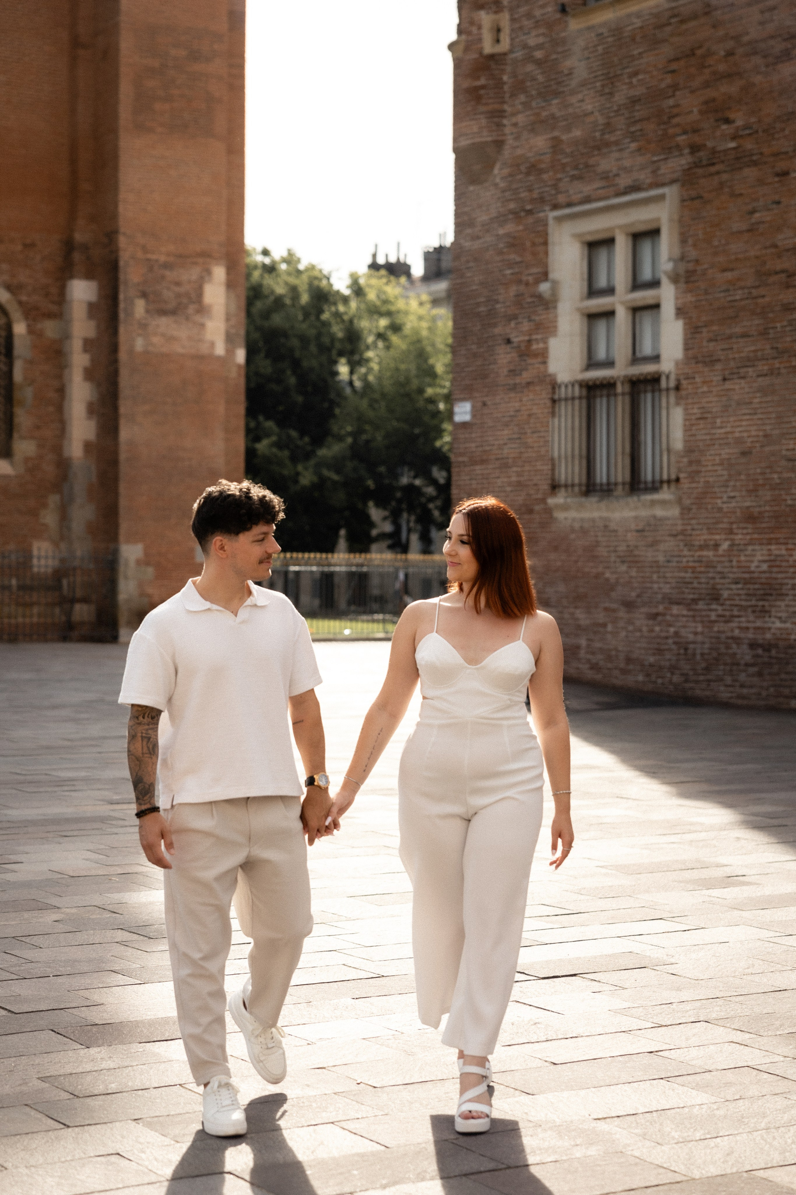 Engagement love Story in Toulouse. Eugénie Smirnova — Photographe à Toulouse et dans le Sud-Ouest
