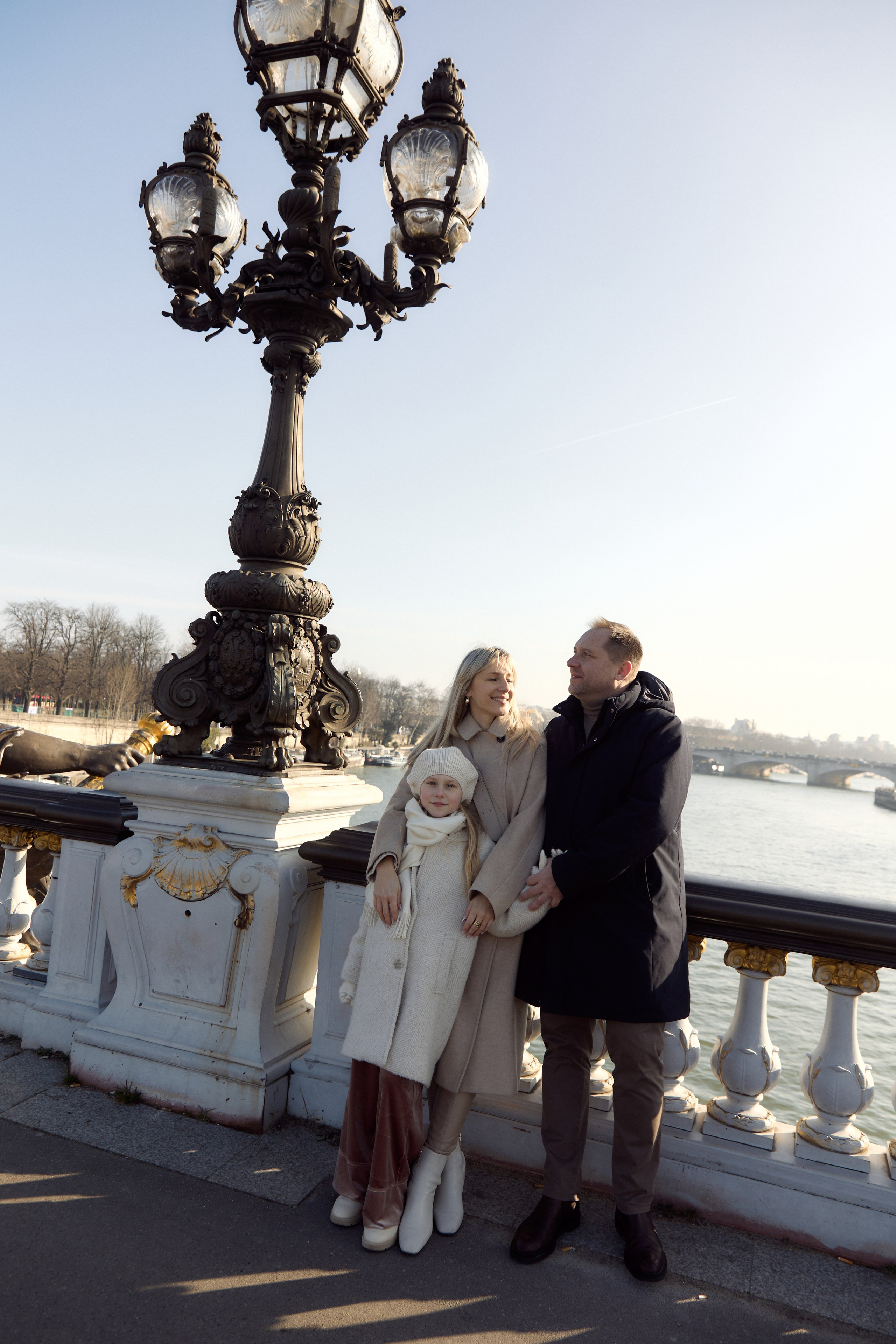 Pont Alexandre III & Eiffel Tower. Fotógrafa en París