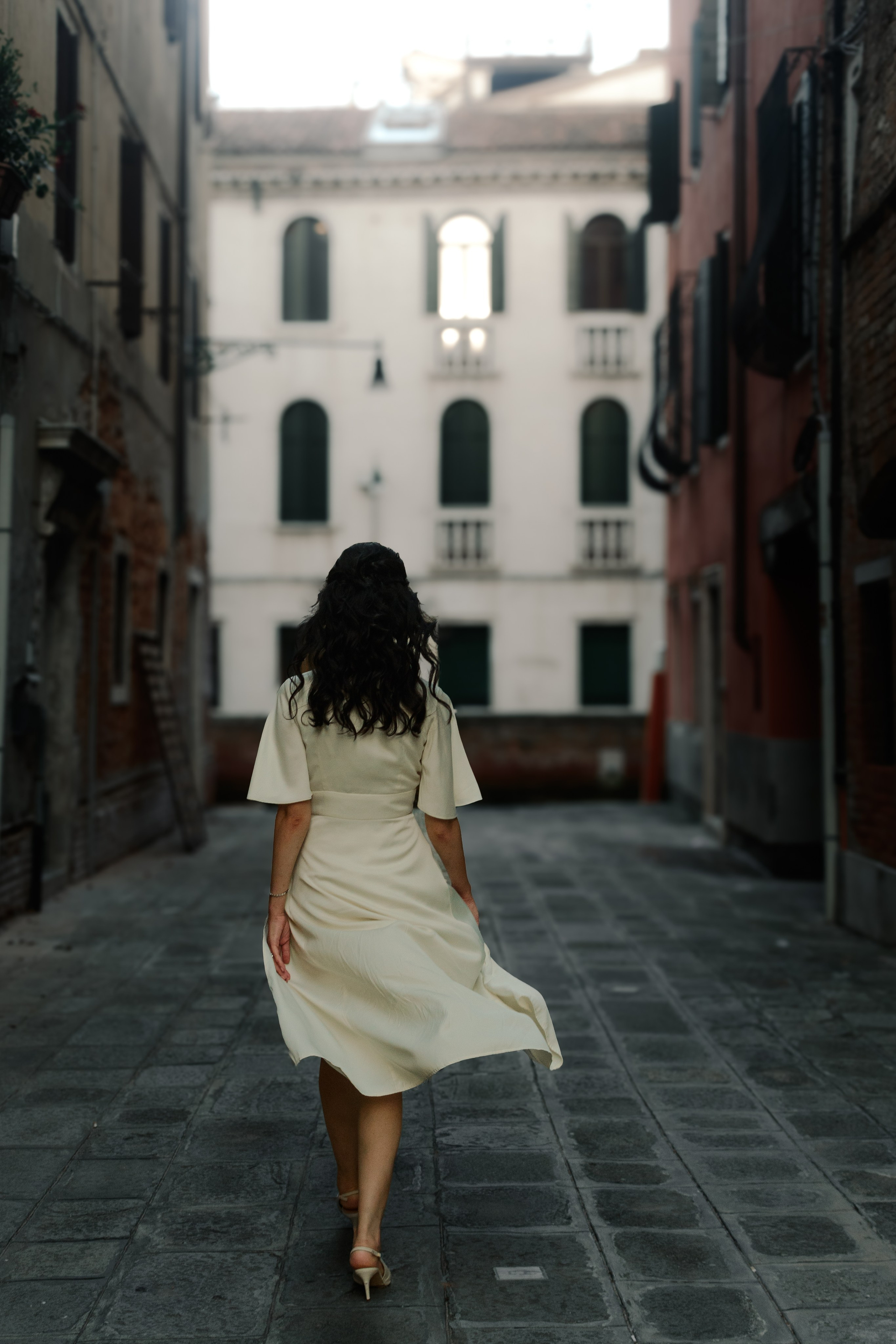 Dorsoduro District. Photographer in Venice, Italy. Yana Zotova